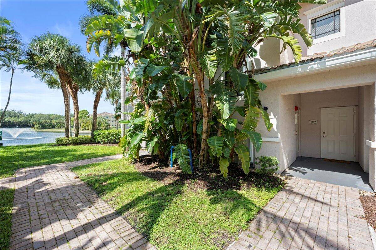 Palm Beach Gardens, FL 33410,2812 Grande Pkwy 102