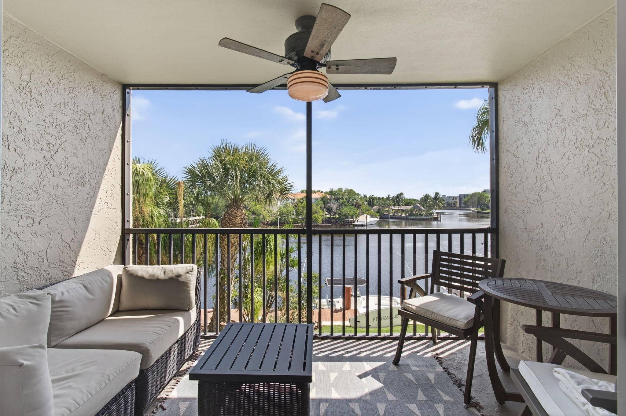 Boca Raton, FL 33432,22 Royal Palm WAY 205