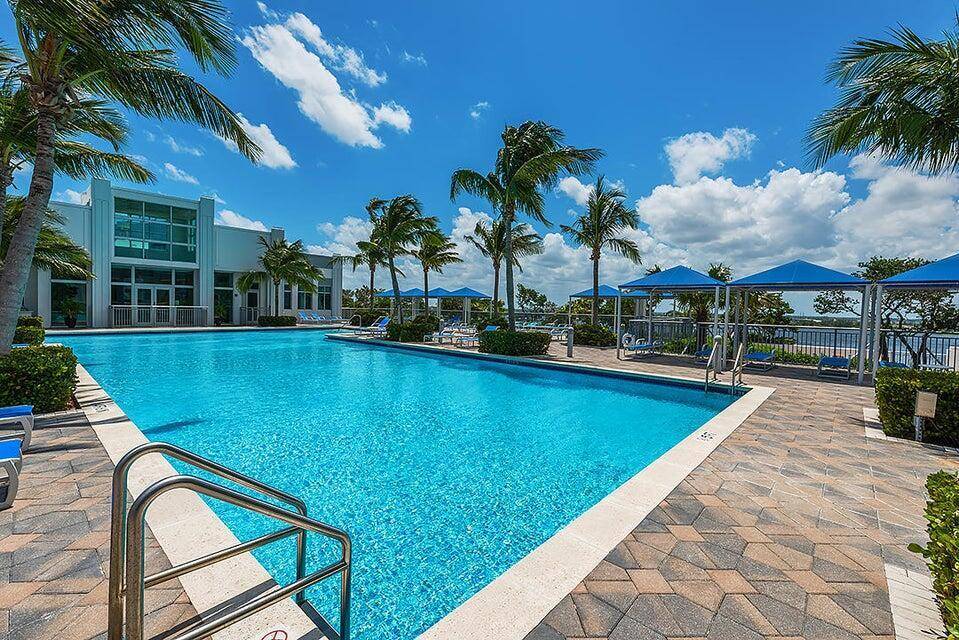 West Palm Beach, FL 33401,300 S Australian AVE 901