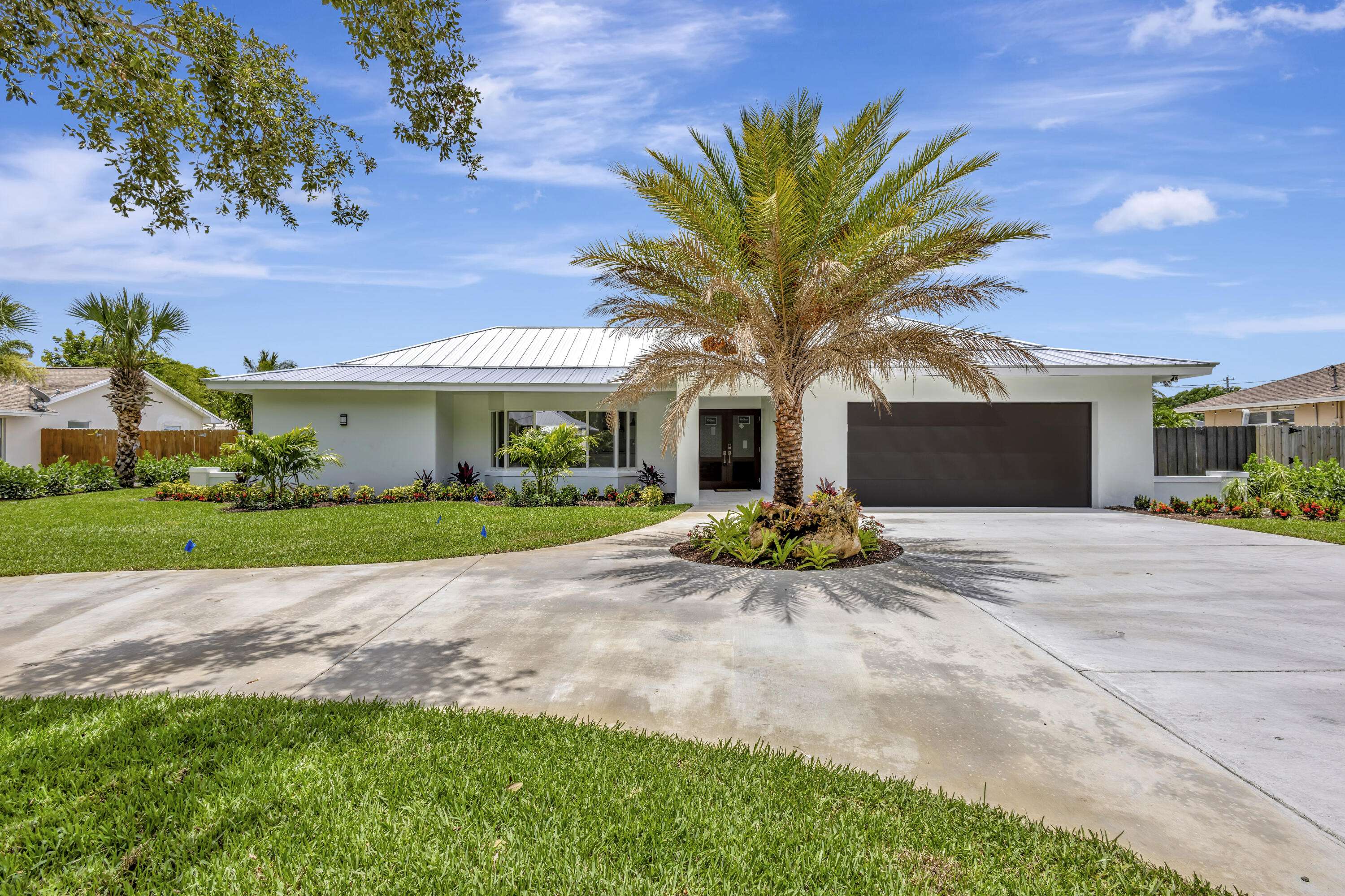 Tequesta, FL 33469,351 Country Club