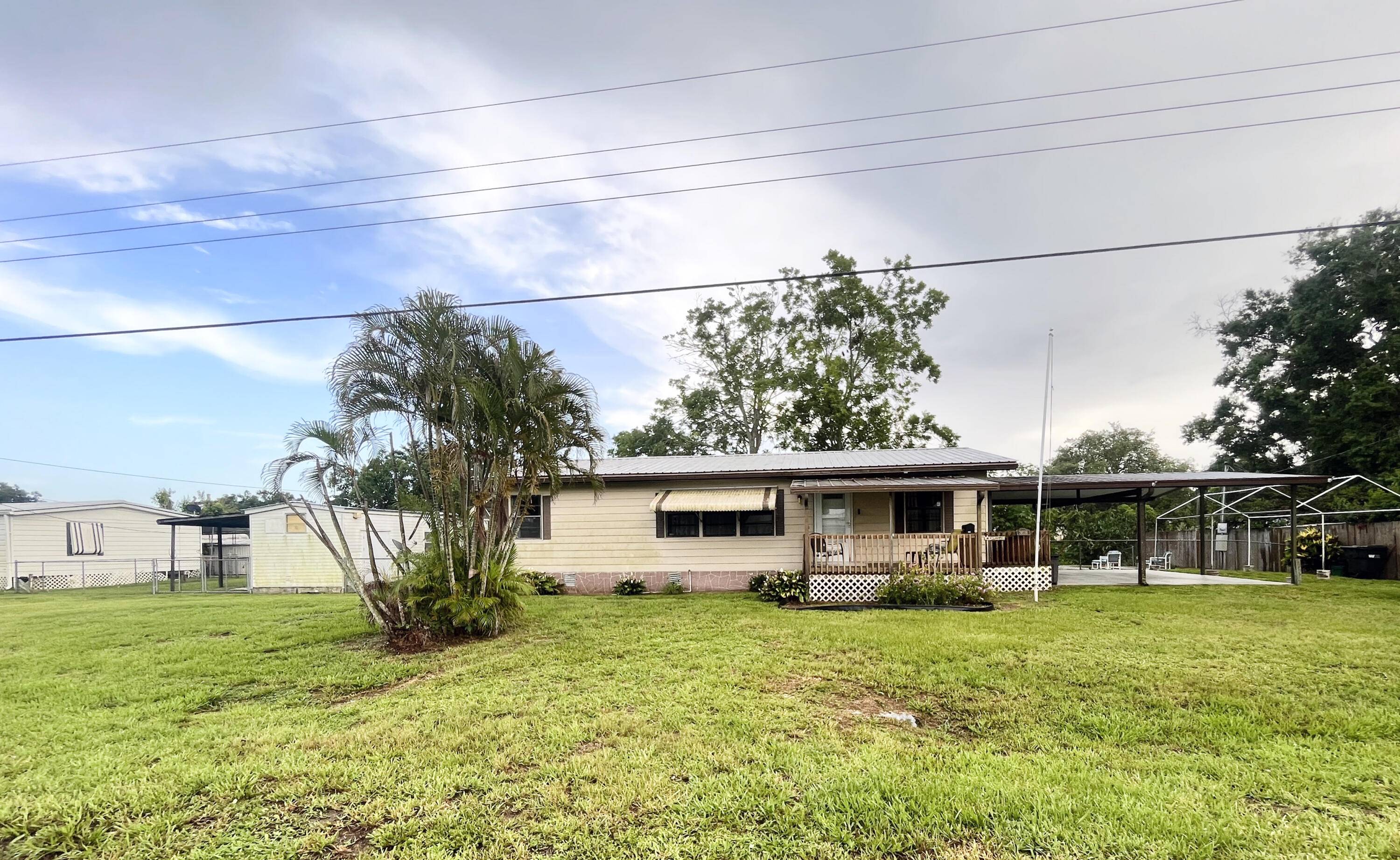 Okeechobee, FL 34974,3628 SE 27th ST