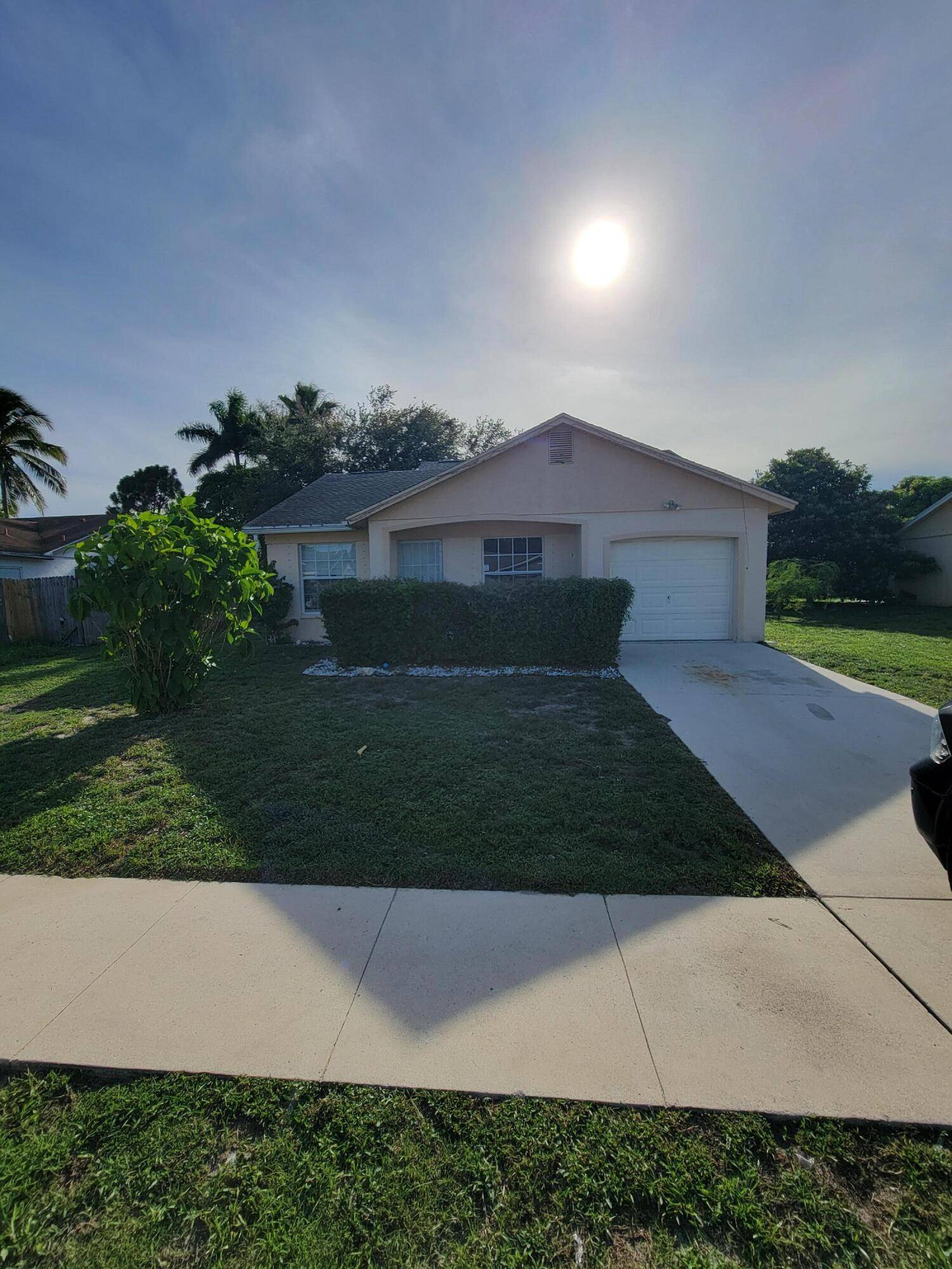 Royal Palm Beach, FL 33411,1355 Denlow LN