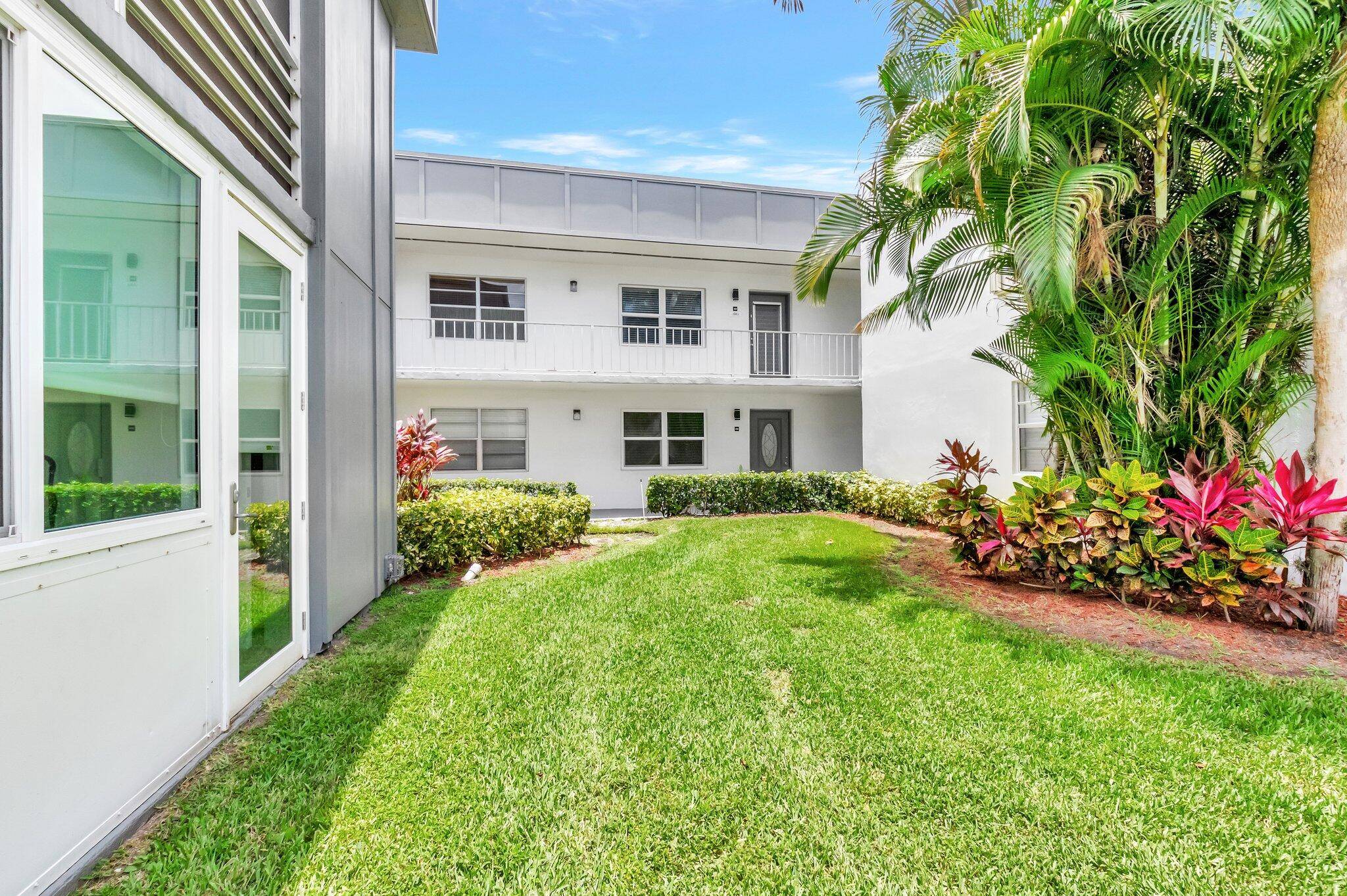 Delray Beach, FL 33484,422 Normandy I