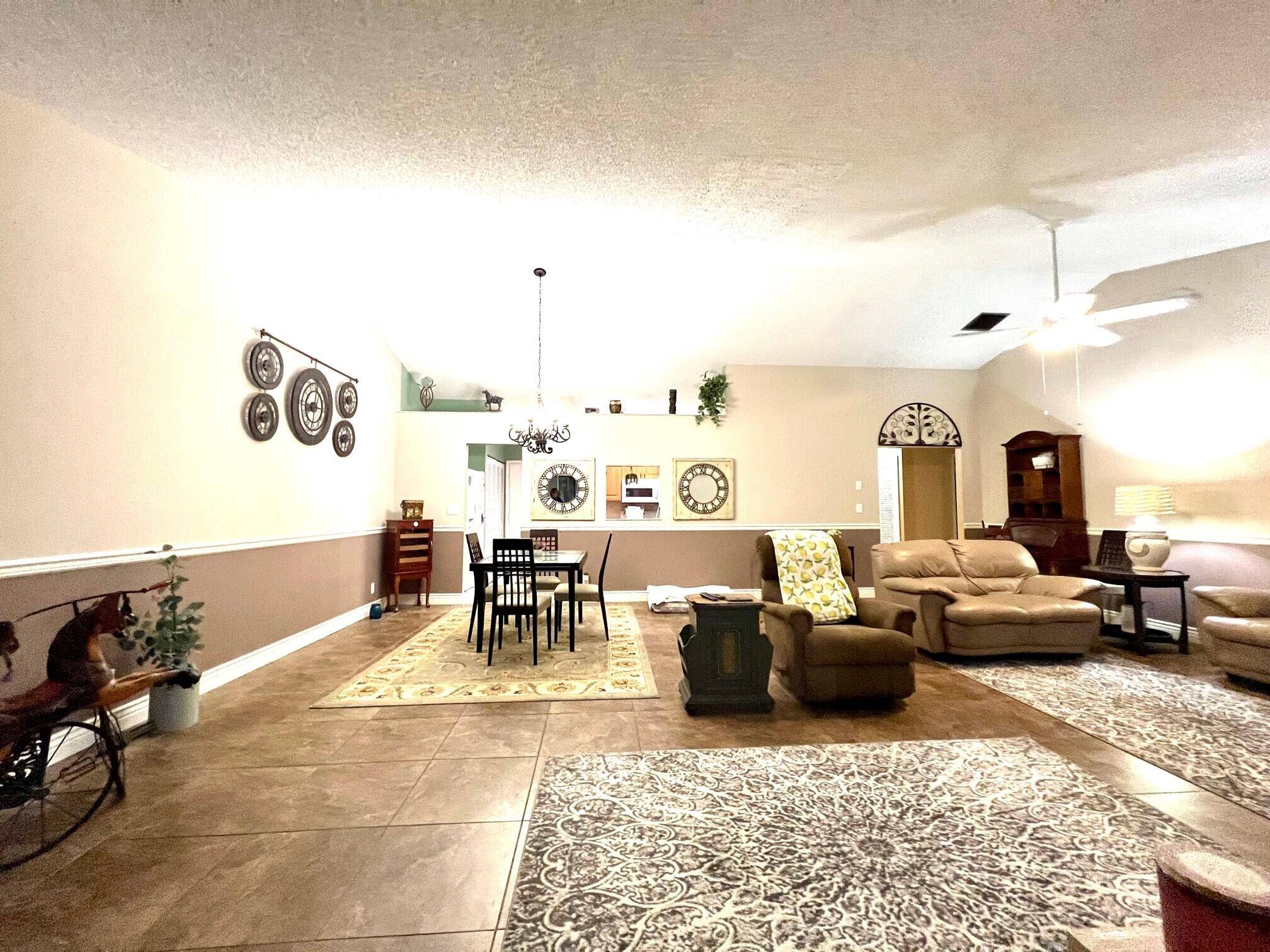 Wellington, FL 33414,11898 Donlin DR