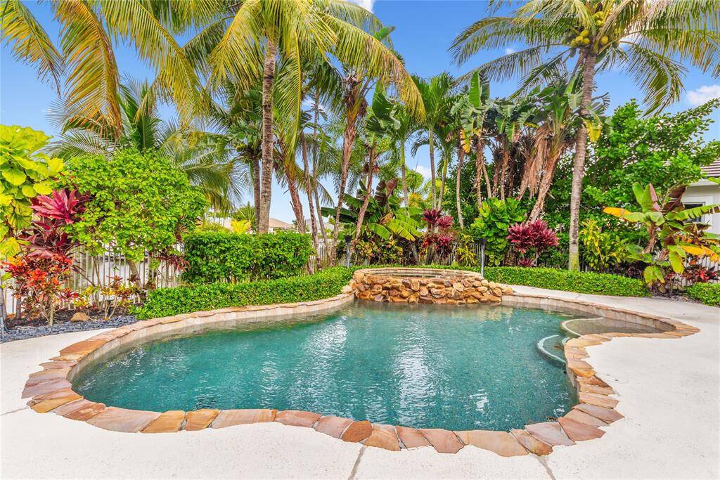 Stuart, FL 34997,563 SW Lost River RD