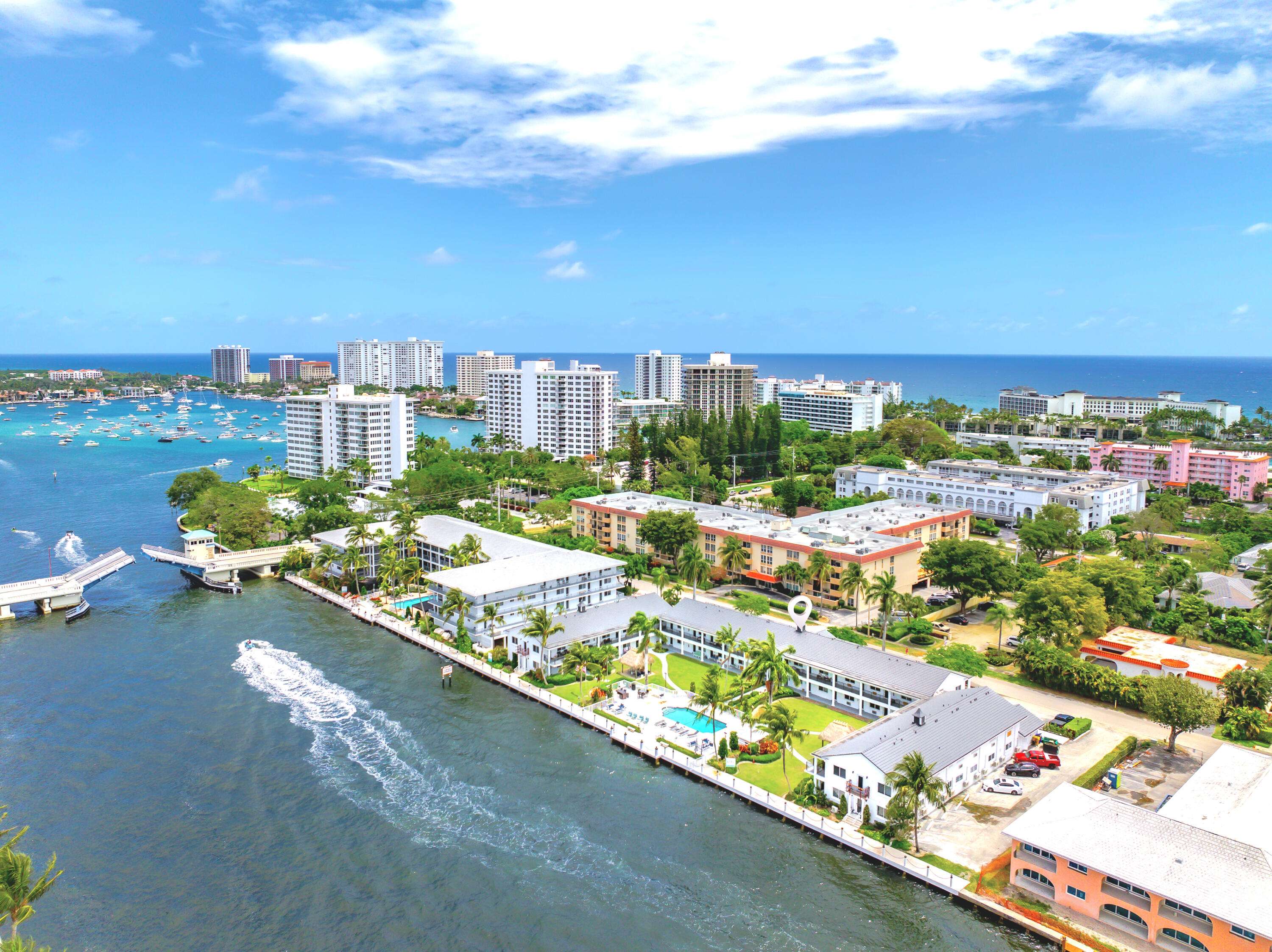 Boca Raton, FL 33432,1035 Spanish River RD