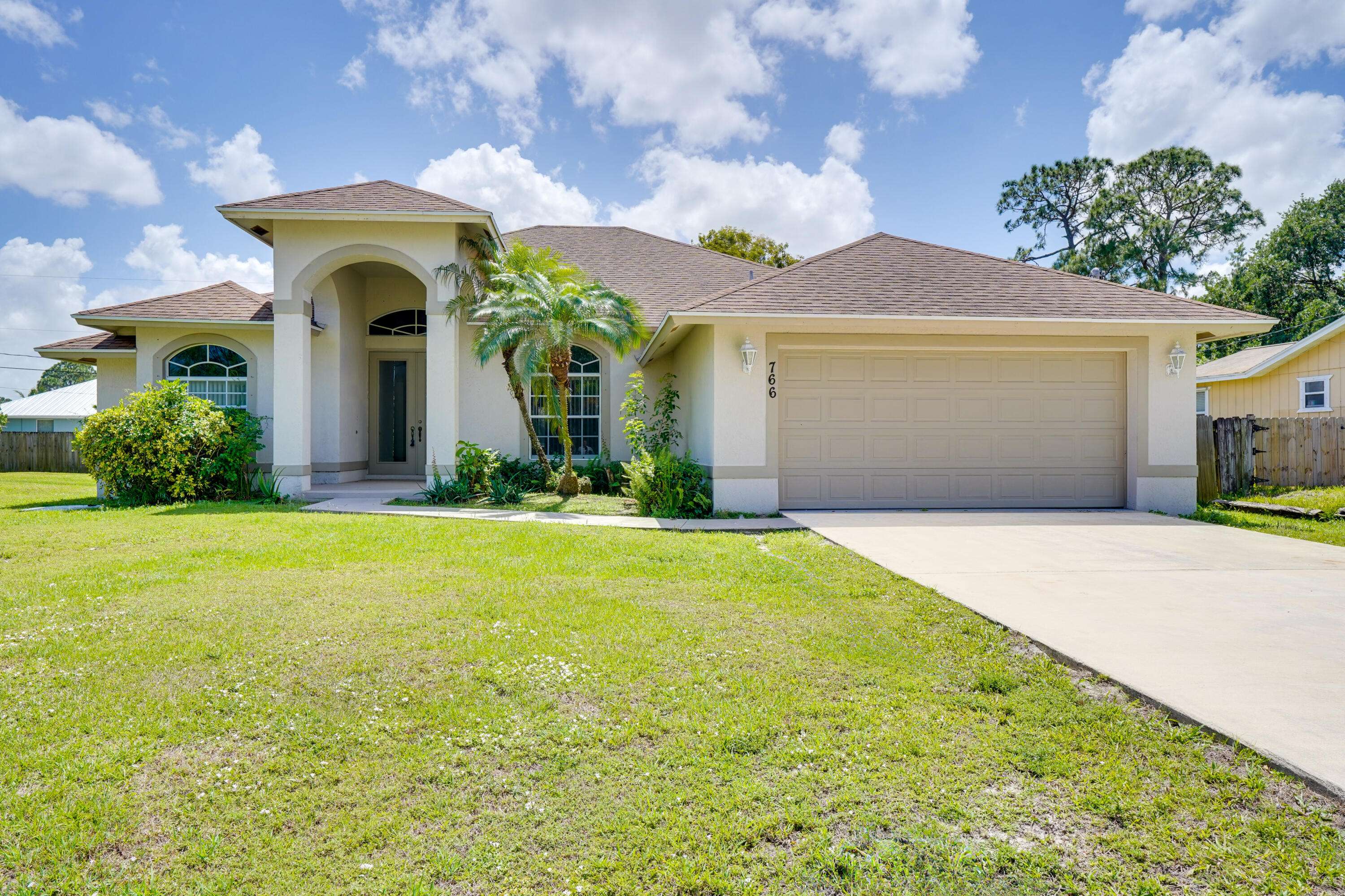 Port Saint Lucie, FL 34983,766 SW Duxbury AVE