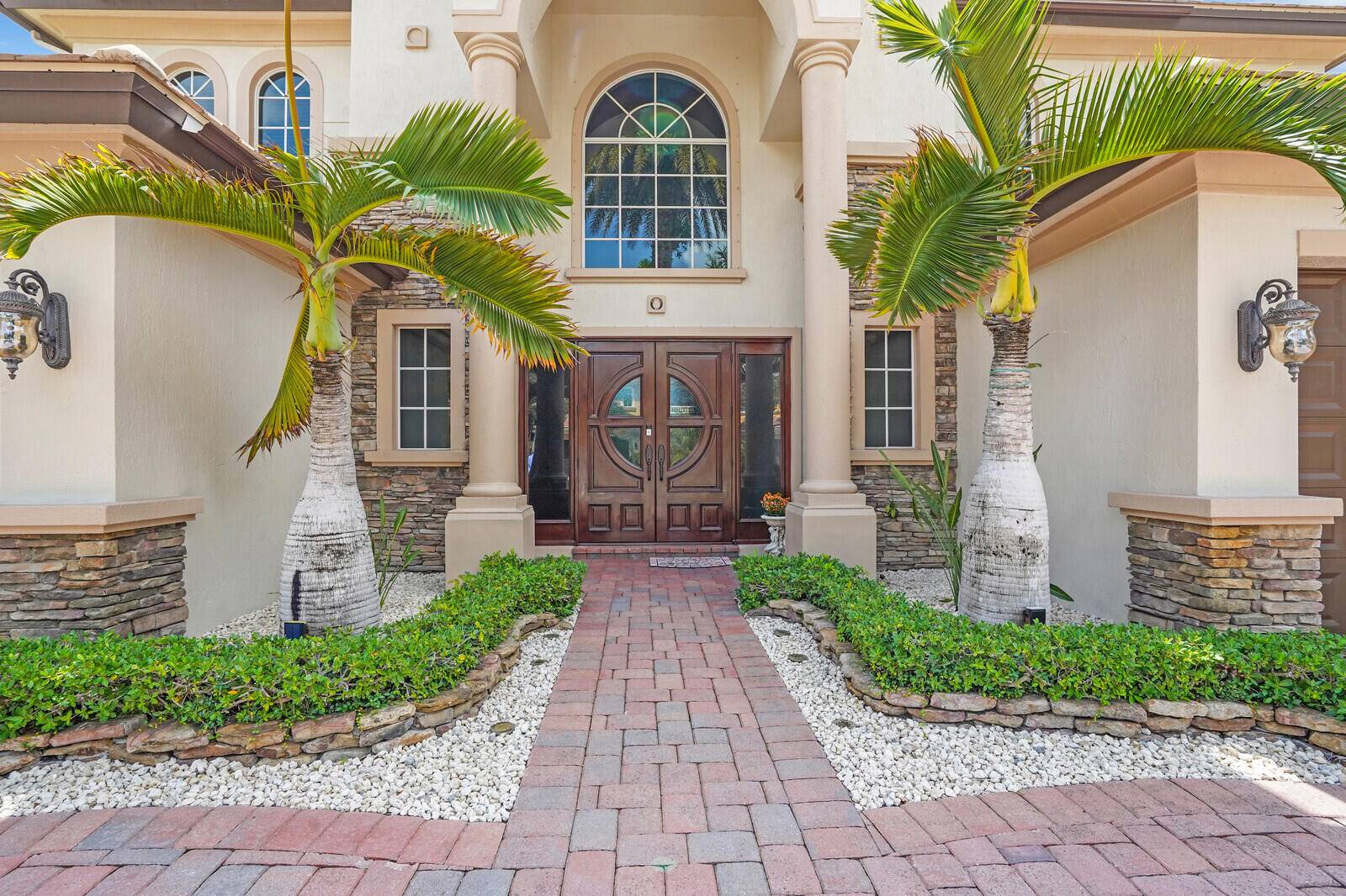 West Palm Beach, FL 33411,718 Edgebrook LN