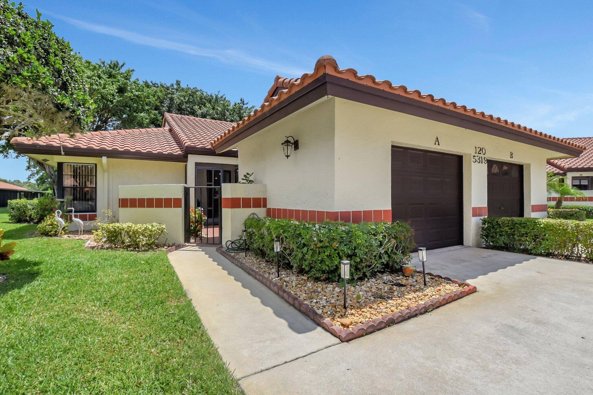 Boynton Beach, FL 33437,5319 Palmetto Palm CT A