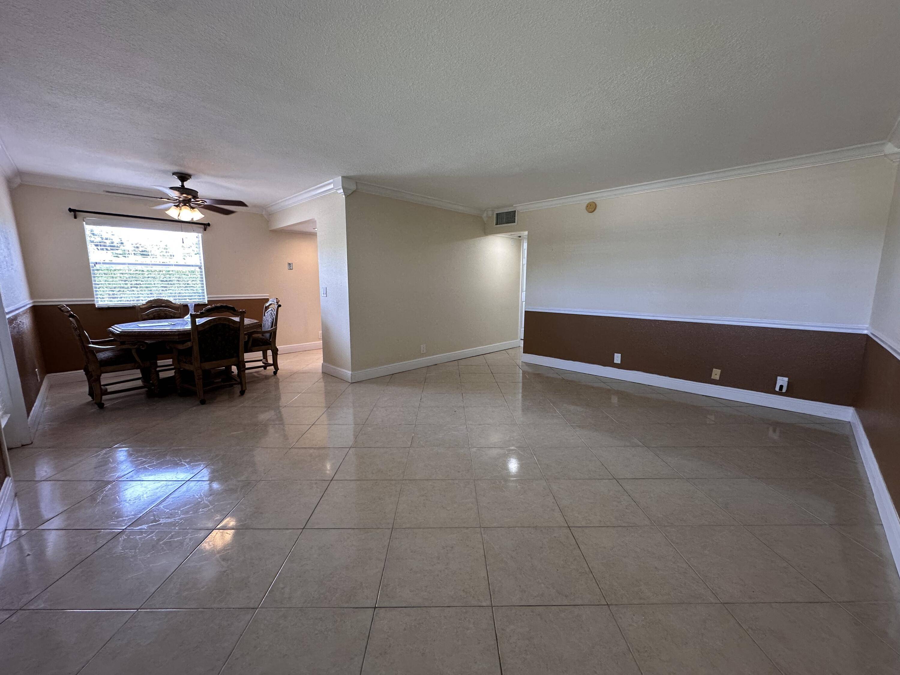 Delray Beach, FL 33446,433 Saxony J WAY