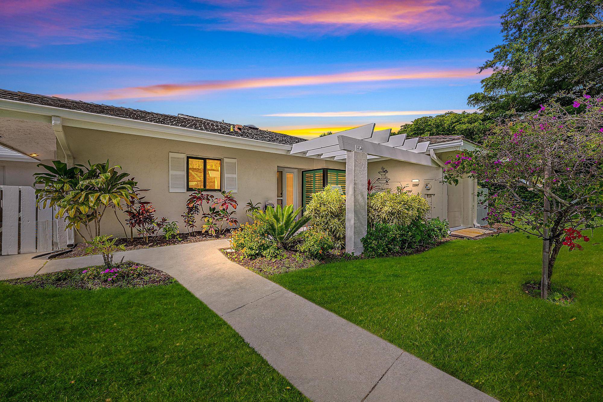 Jupiter, FL 33477,3596 Freshwater DR