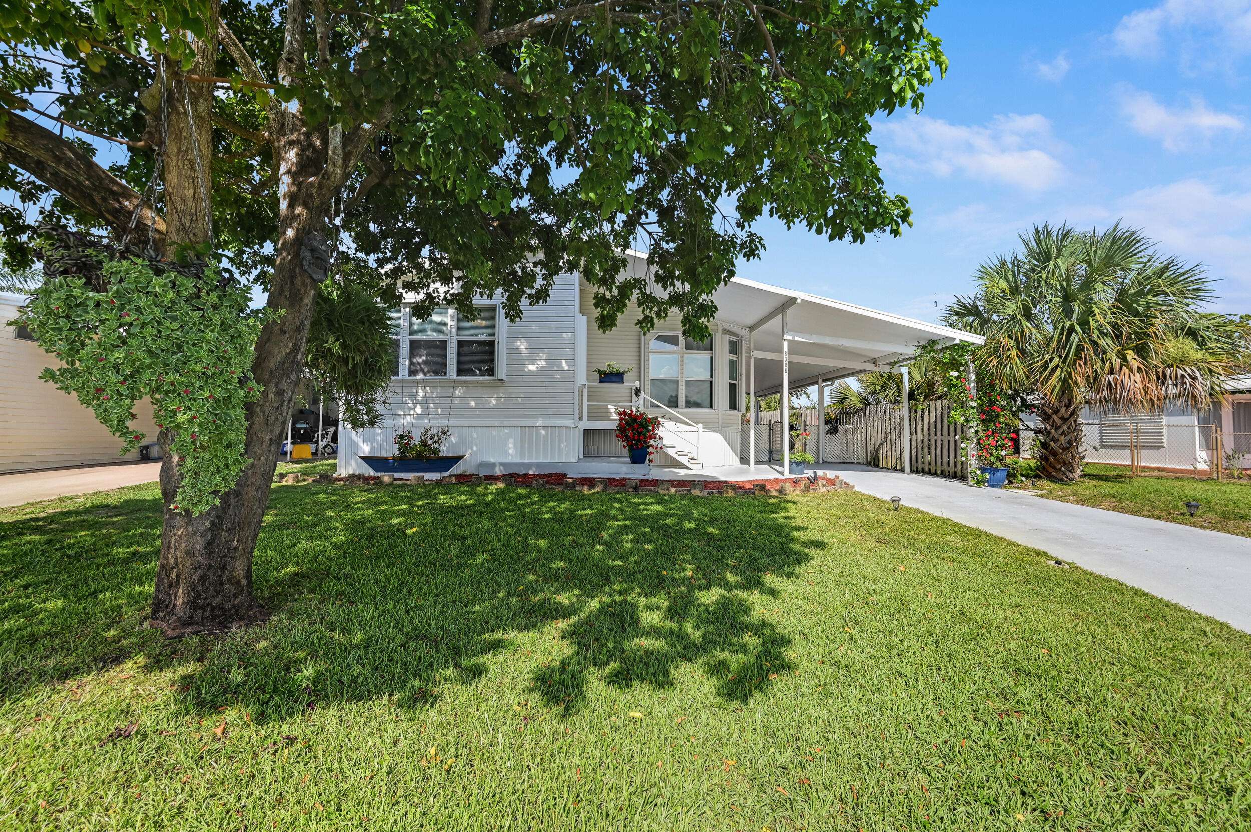 Hobe Sound, FL 33455,8386 SE Wren AVE