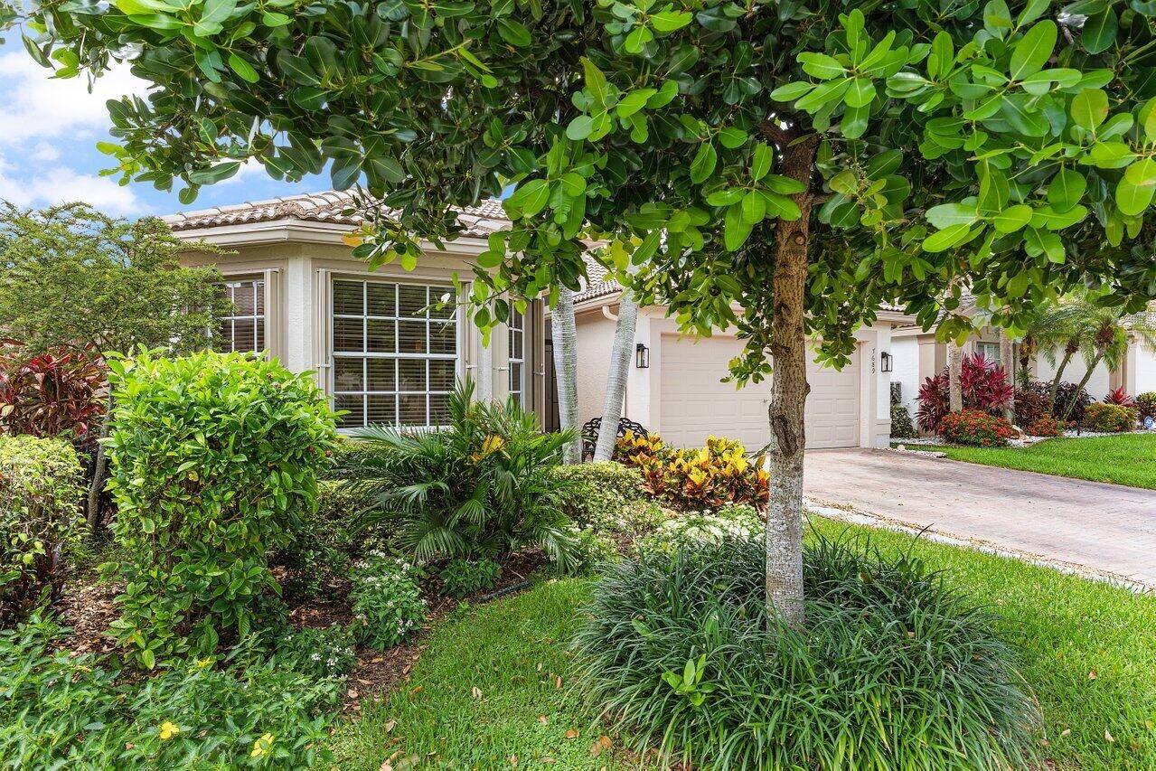 Boynton Beach, FL 33437,7689 Las Cruces CT