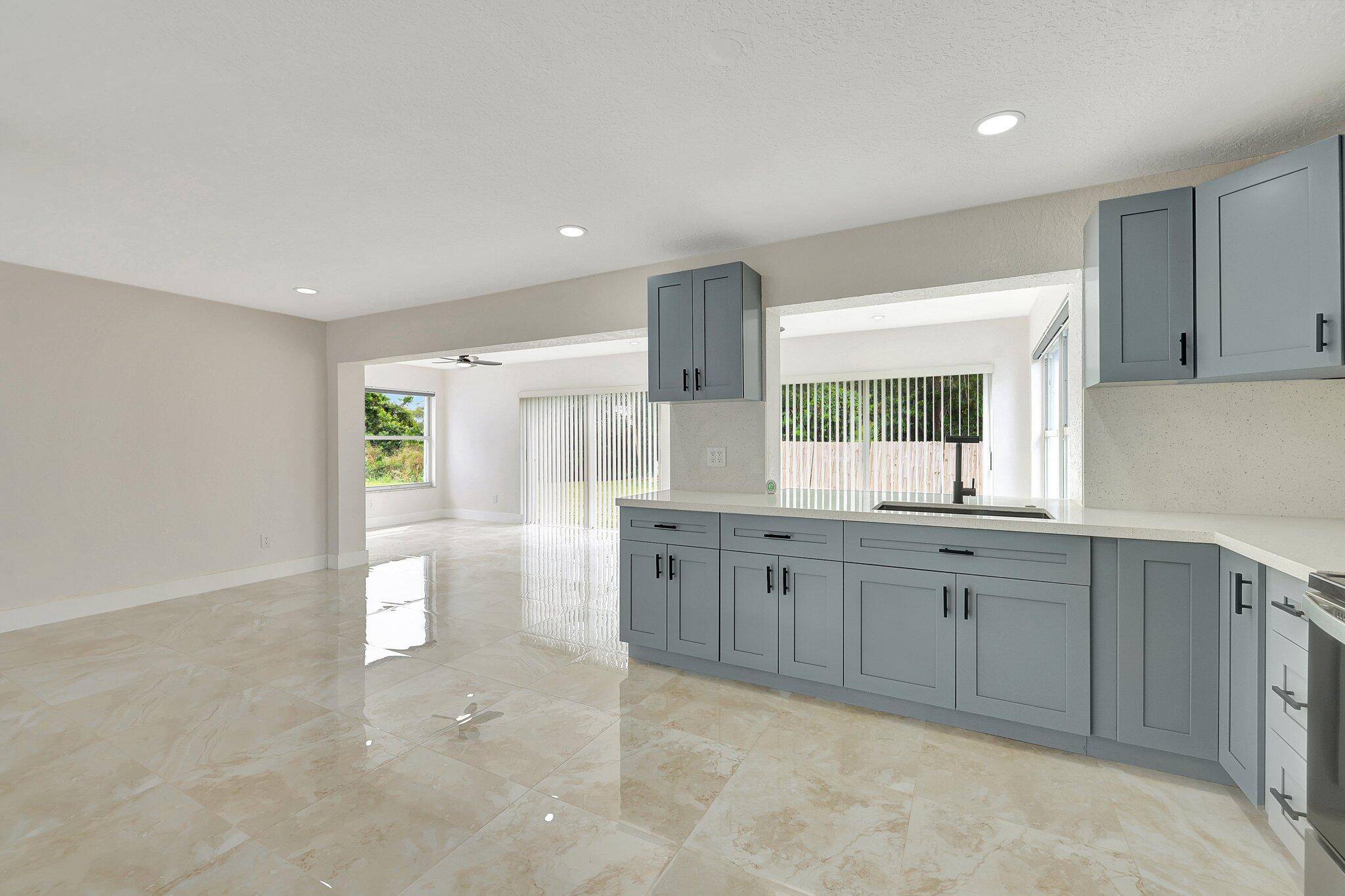 Port Saint Lucie, FL 34952,124 Aldea CT