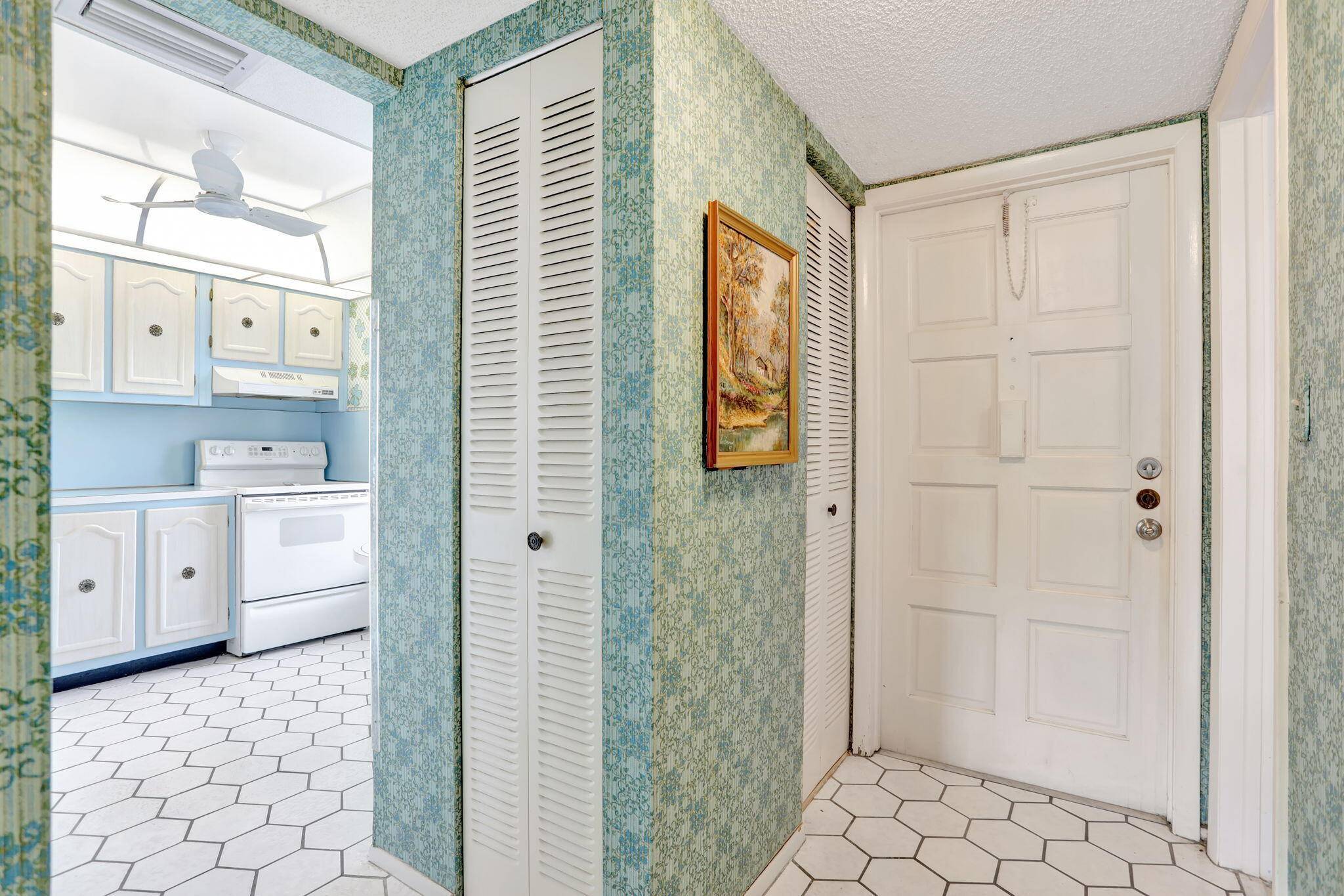 Lauderdale Lakes, FL 33319,4000 NW 44th AVE 113