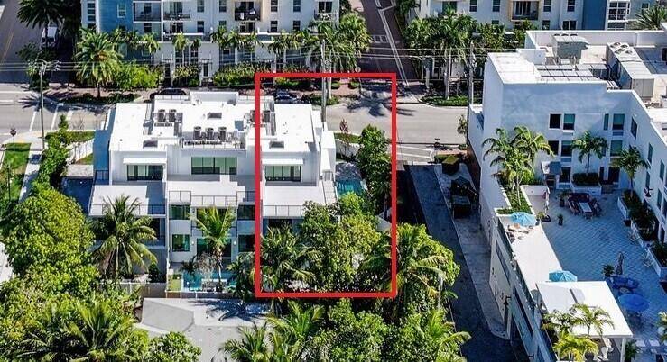 Delray Beach, FL 33483,204 Osceola Park LN