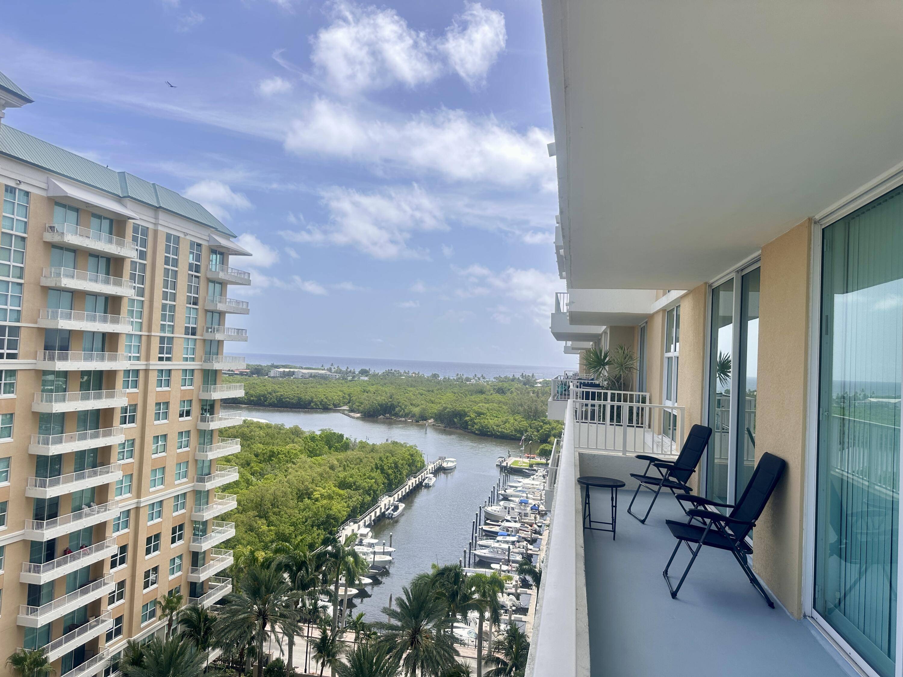 Boynton Beach, FL 33435,625 Casa Loma BLVD 1209