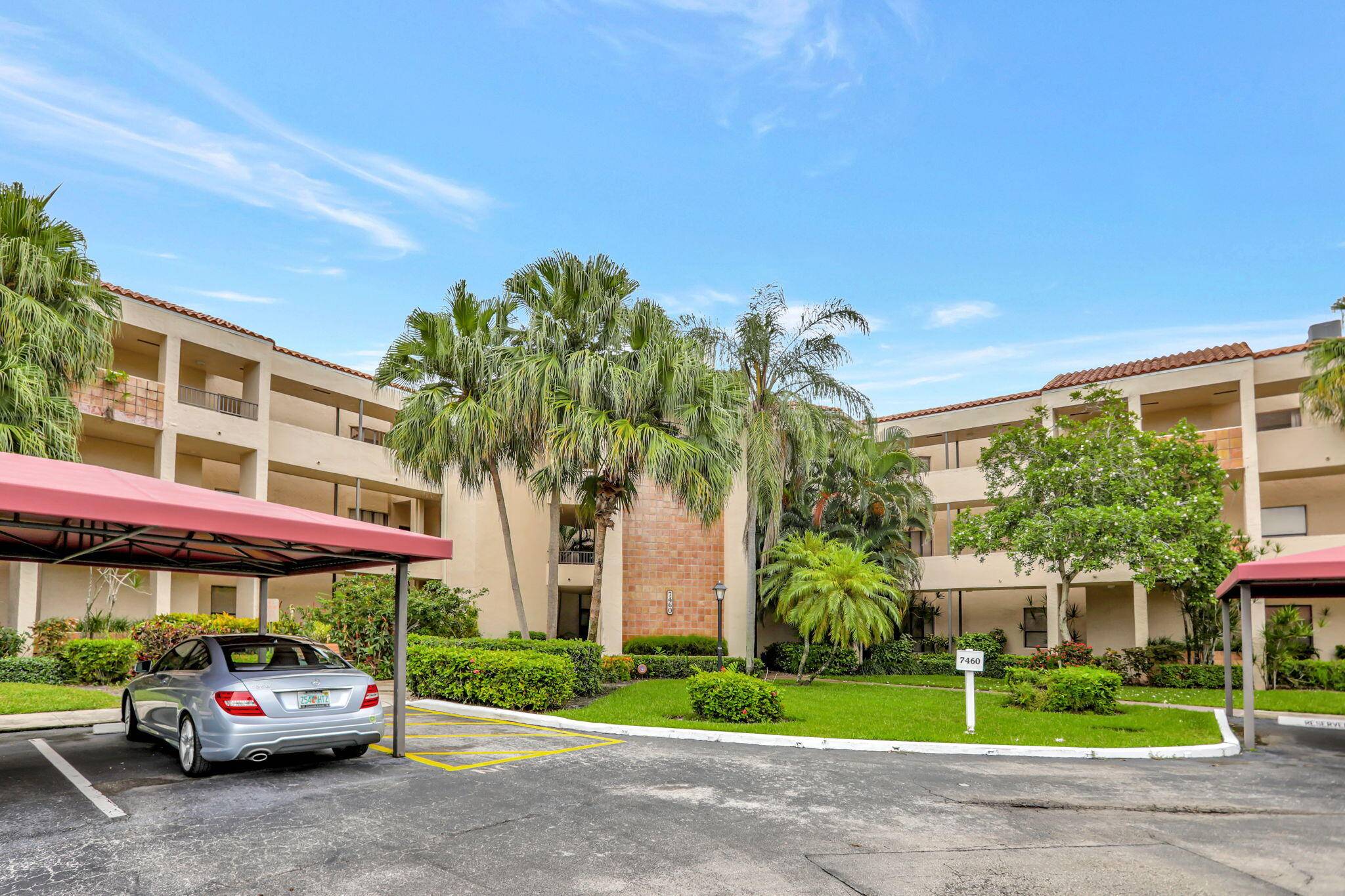 Boca Raton, FL 33433,7460 La Paz BLVD 204