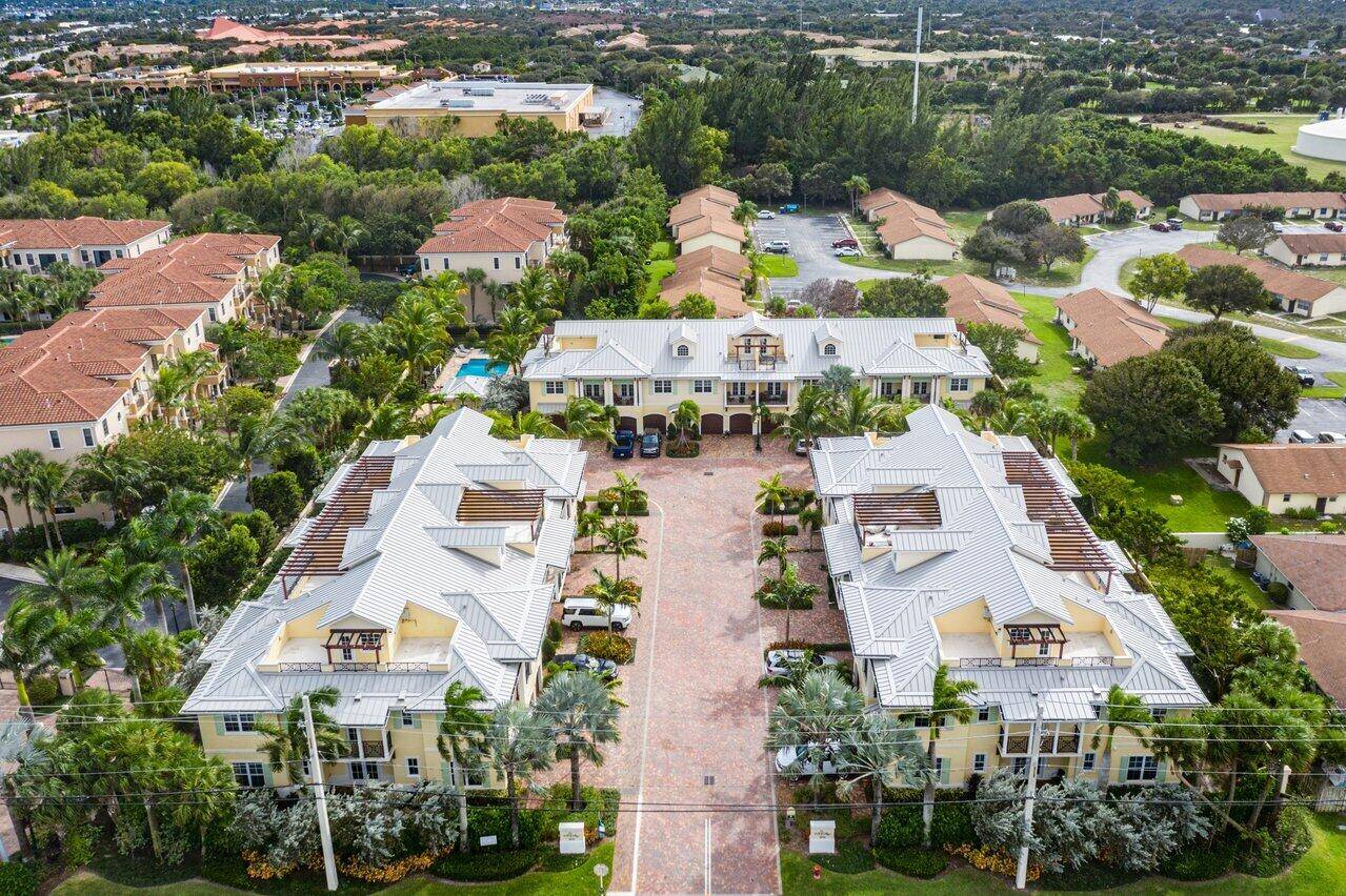 Tequesta, FL 33469,3770 County Line RD C1