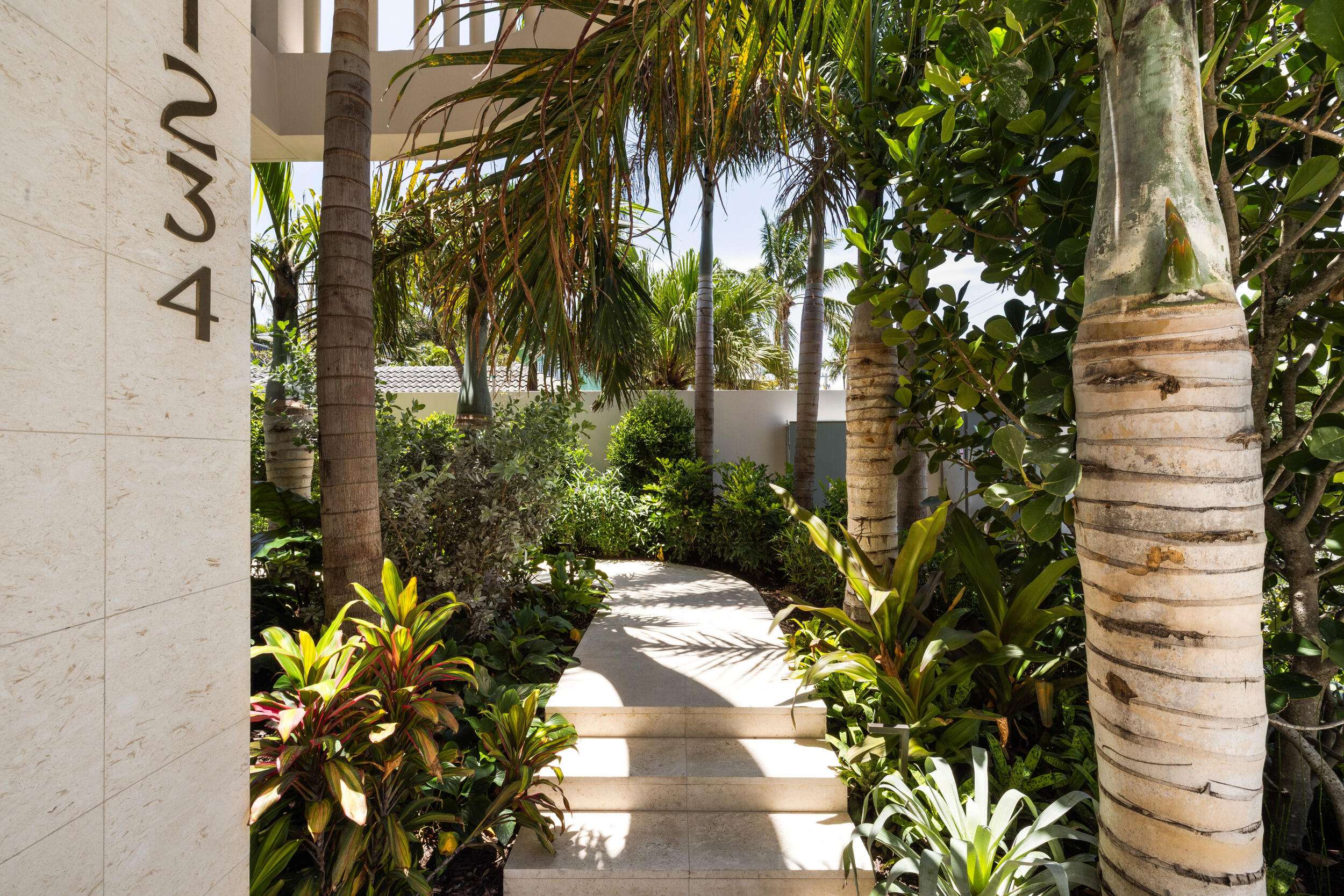 Delray Beach, FL 33483,1234 George Bush BLVD