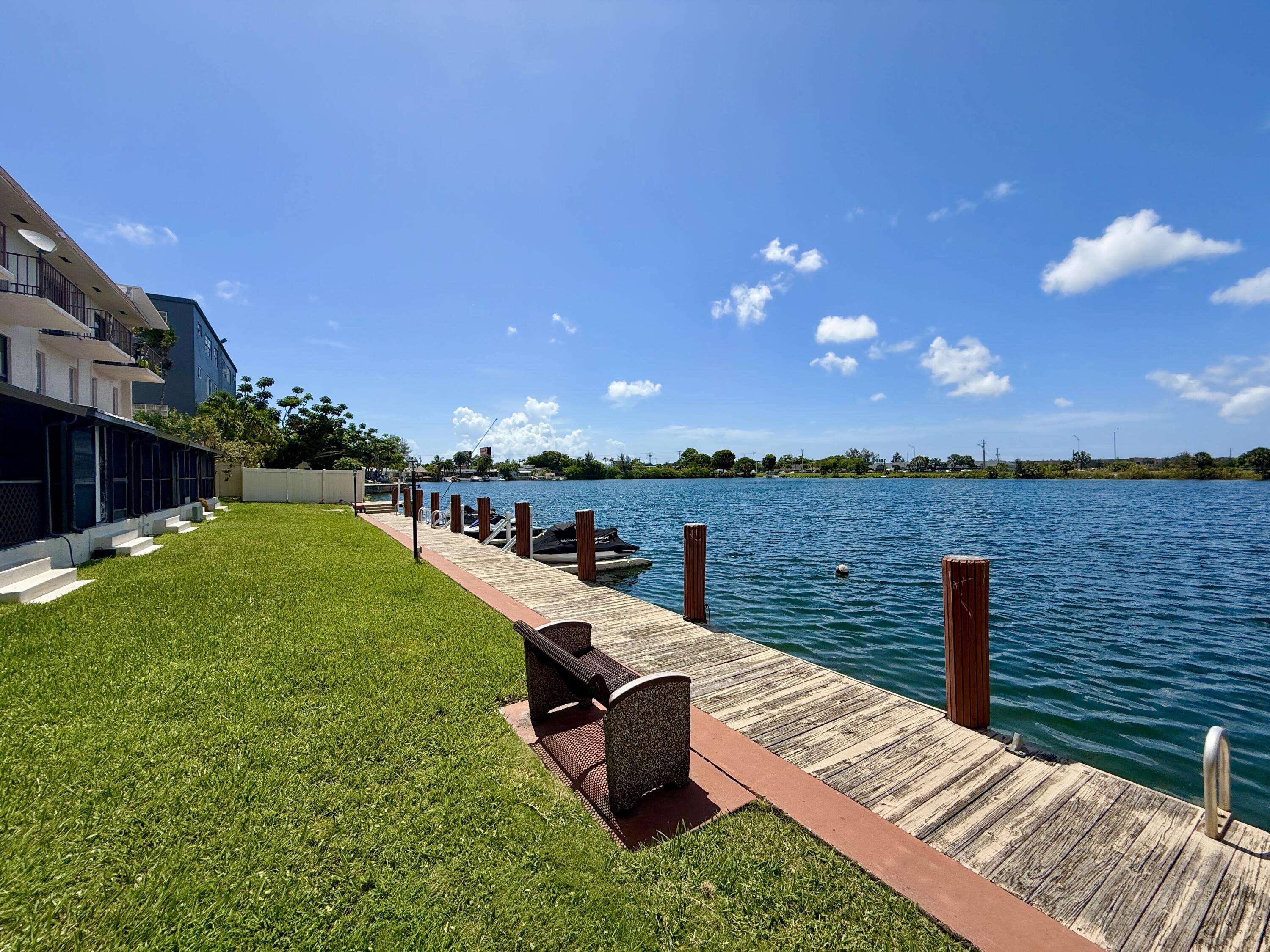 Deerfield Beach, FL 33064,1100 Crystal Lake DR 107
