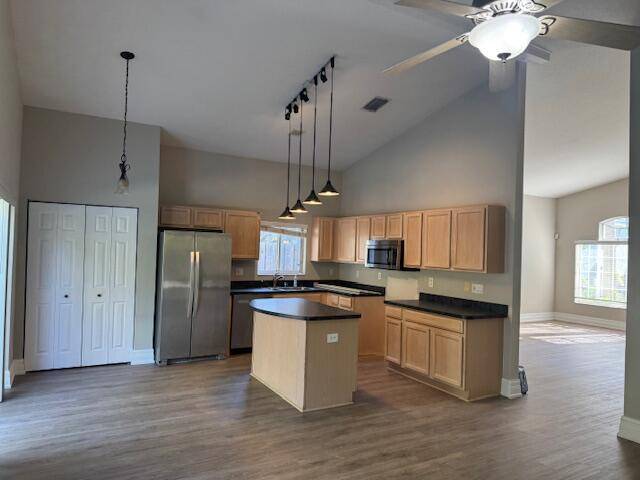 Stuart, FL 34997,2420 SE Springtree PL