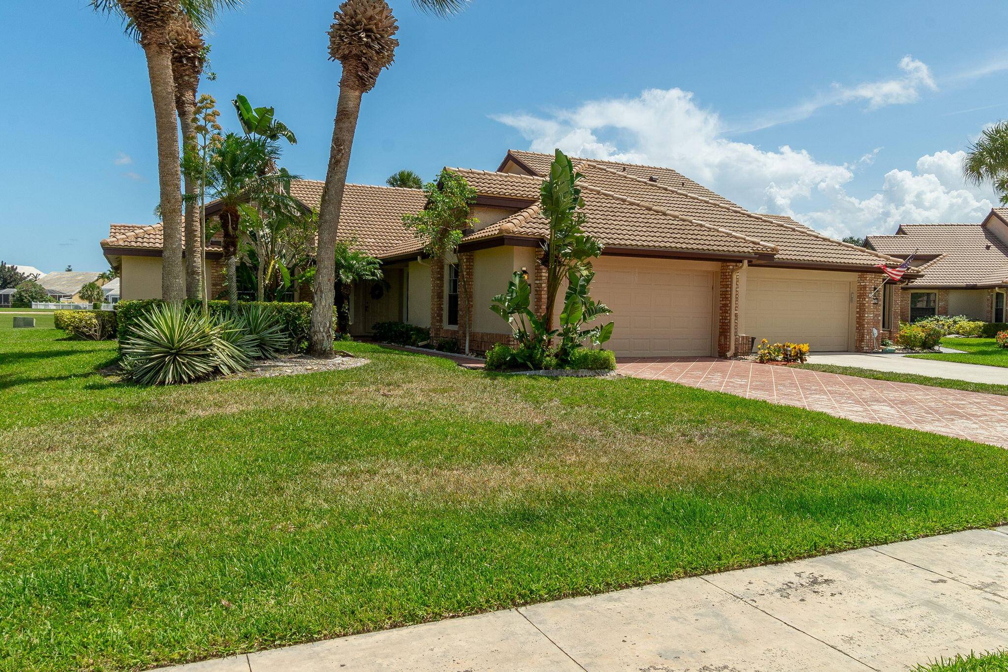 Boynton Beach, FL 33472,8057 Cassia DR