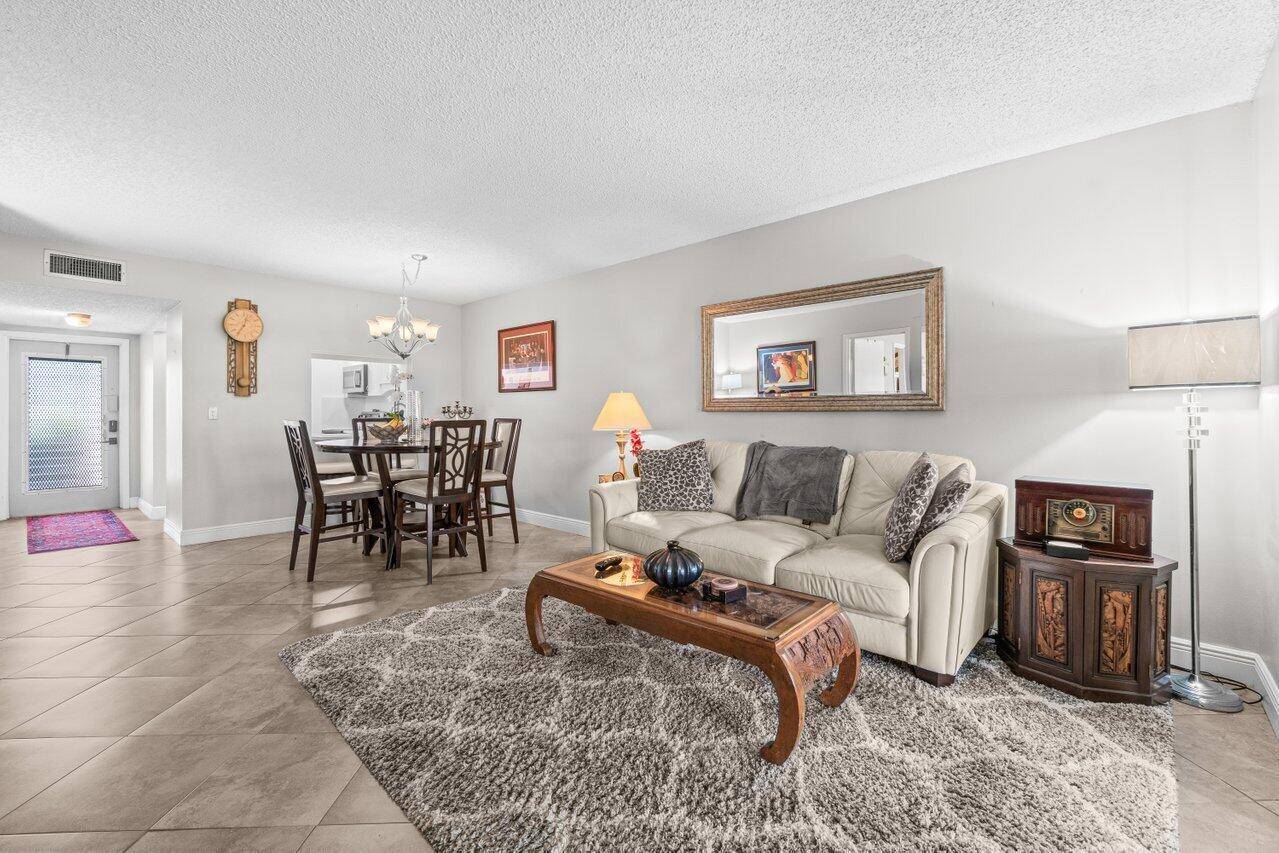 Delray Beach, FL 33446,14721 Bonaire BLVD 101