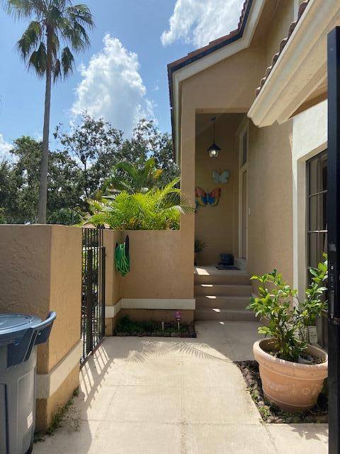 Palm Beach Gardens, FL 33418,364 Prestwick 4 CIR 4