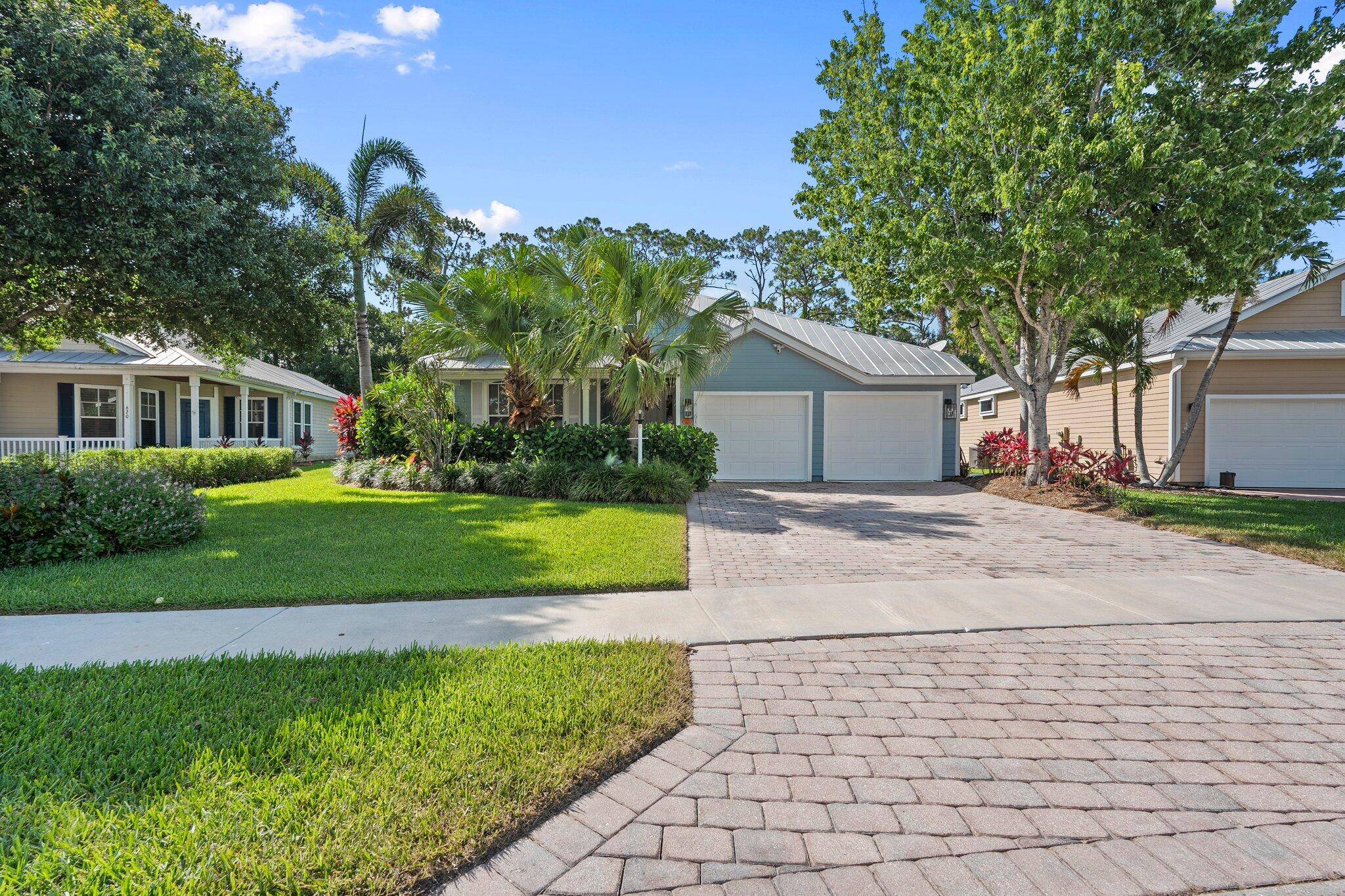 Port Saint Lucie, FL 34983,616 NE Canoe Park CIR