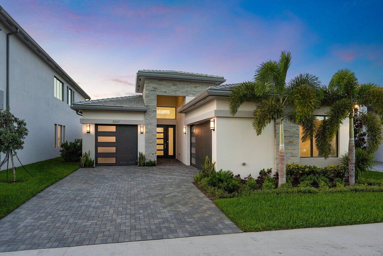 Boca Raton, FL 33434,8347 Essex Country Club DR