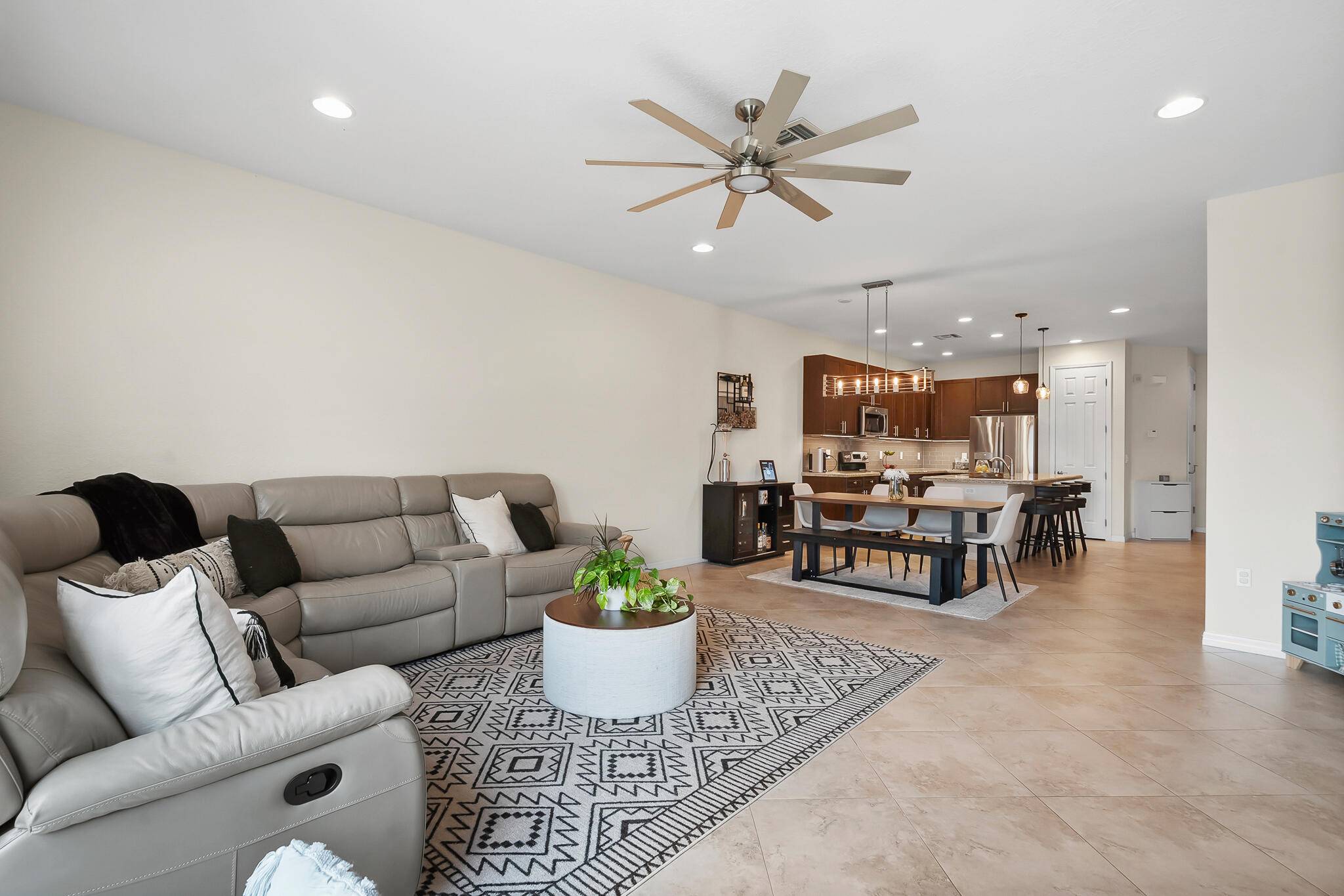 Stuart, FL 34997,524 SW Glen Crest WAY