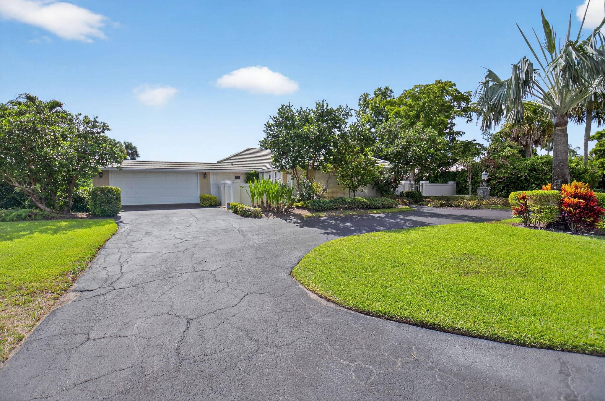 Boynton Beach, FL 33436,11814 N Lake DR
