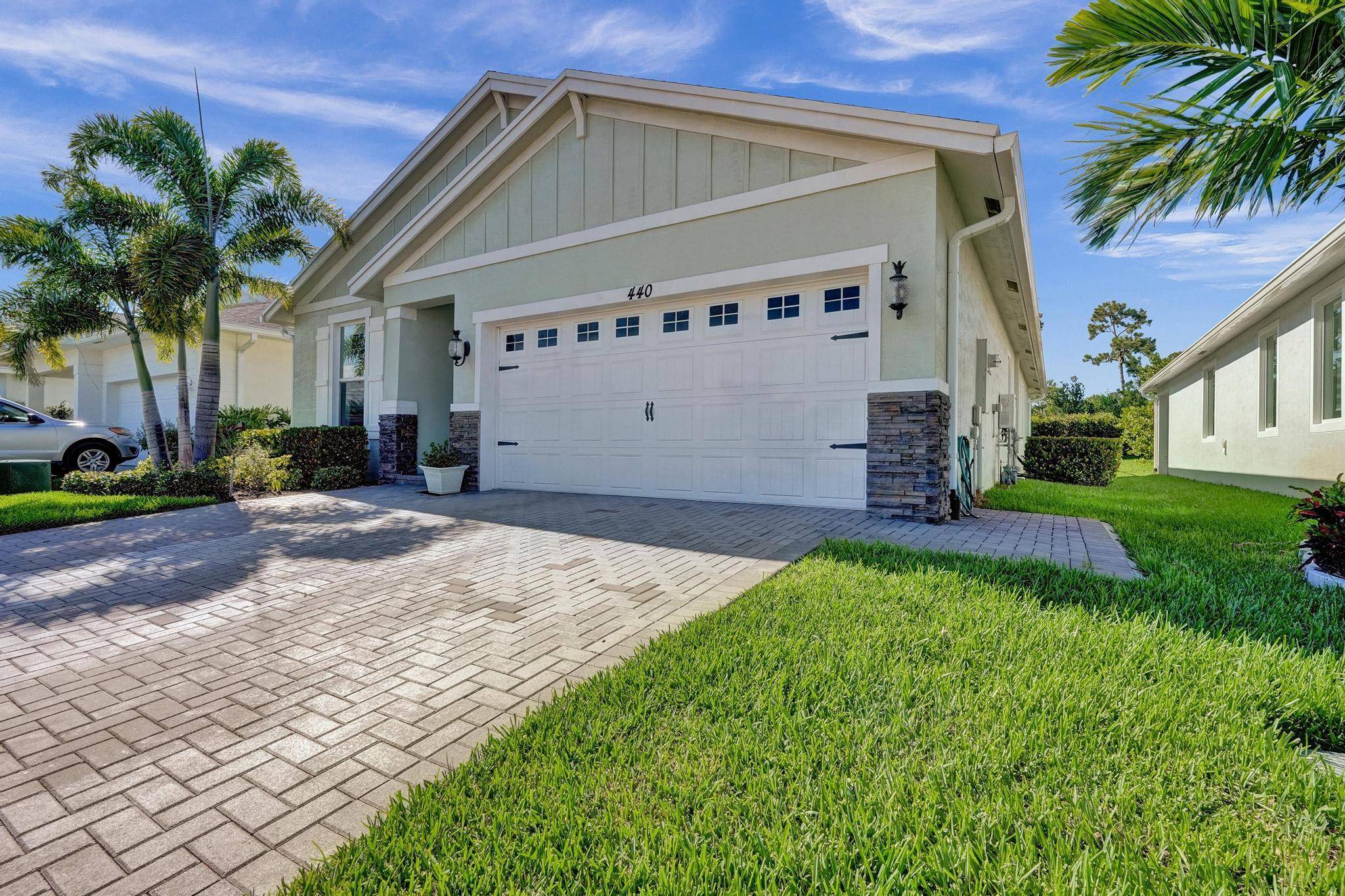 Port Saint Lucie, FL 34984,440 SE Mulberry WAY