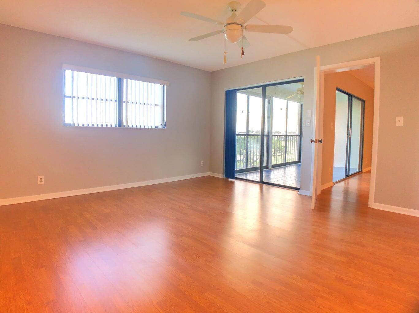Delray Beach, FL 33446,7076 Huntington 404 LN 404