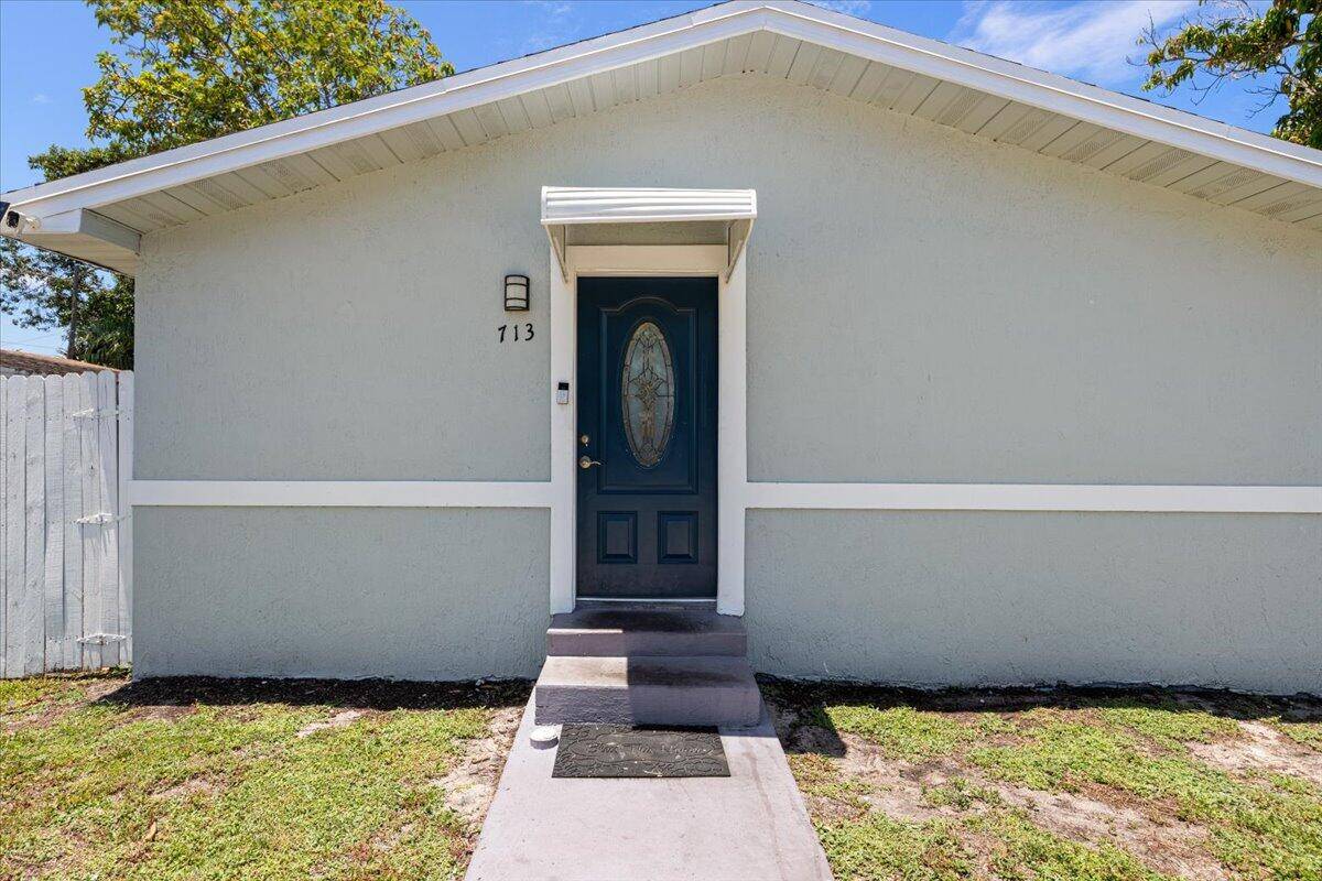 Delray Beach, FL 33444,713 SW 9th CT