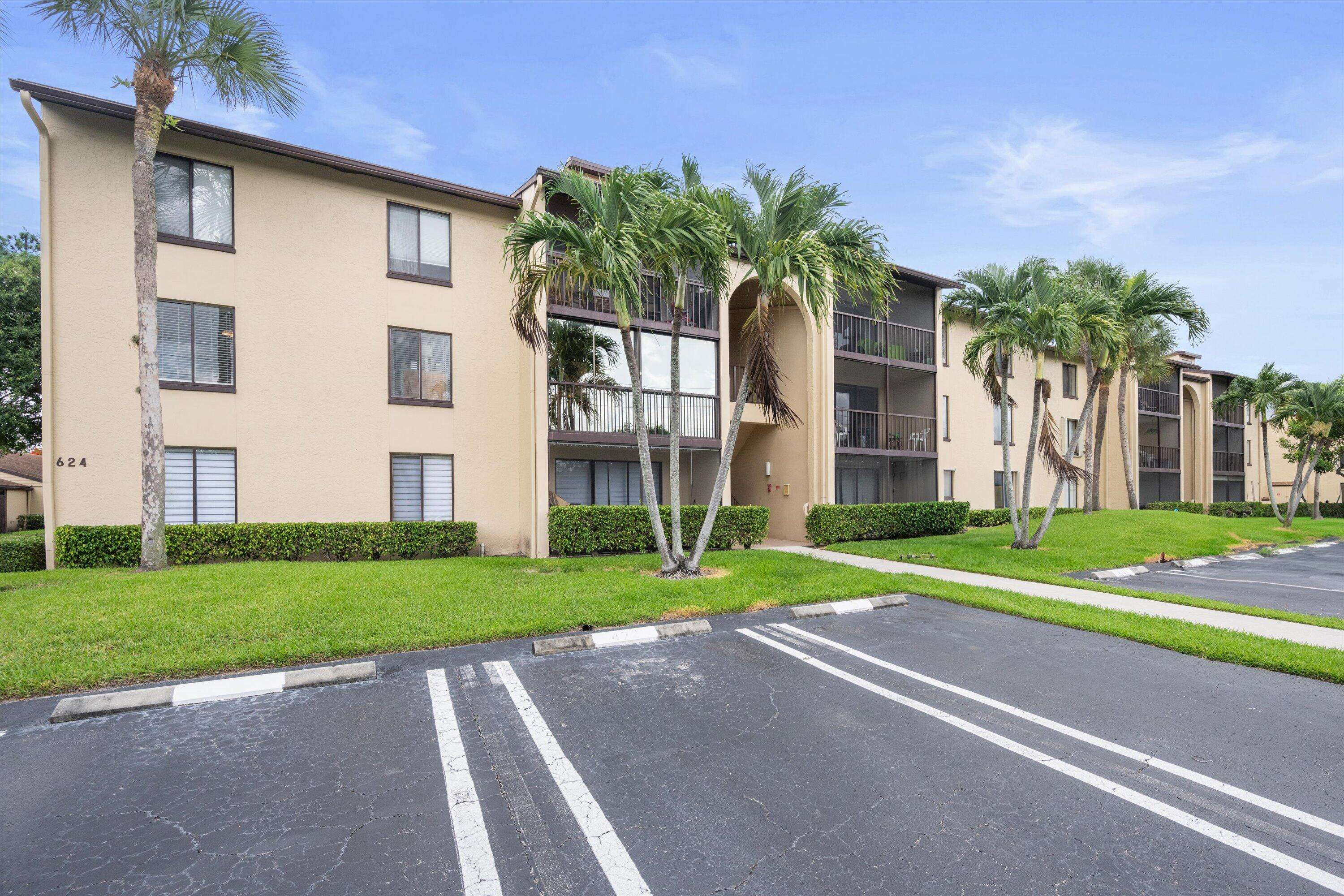 Greenacres, FL 33415,624 Sea Pine WAY A2