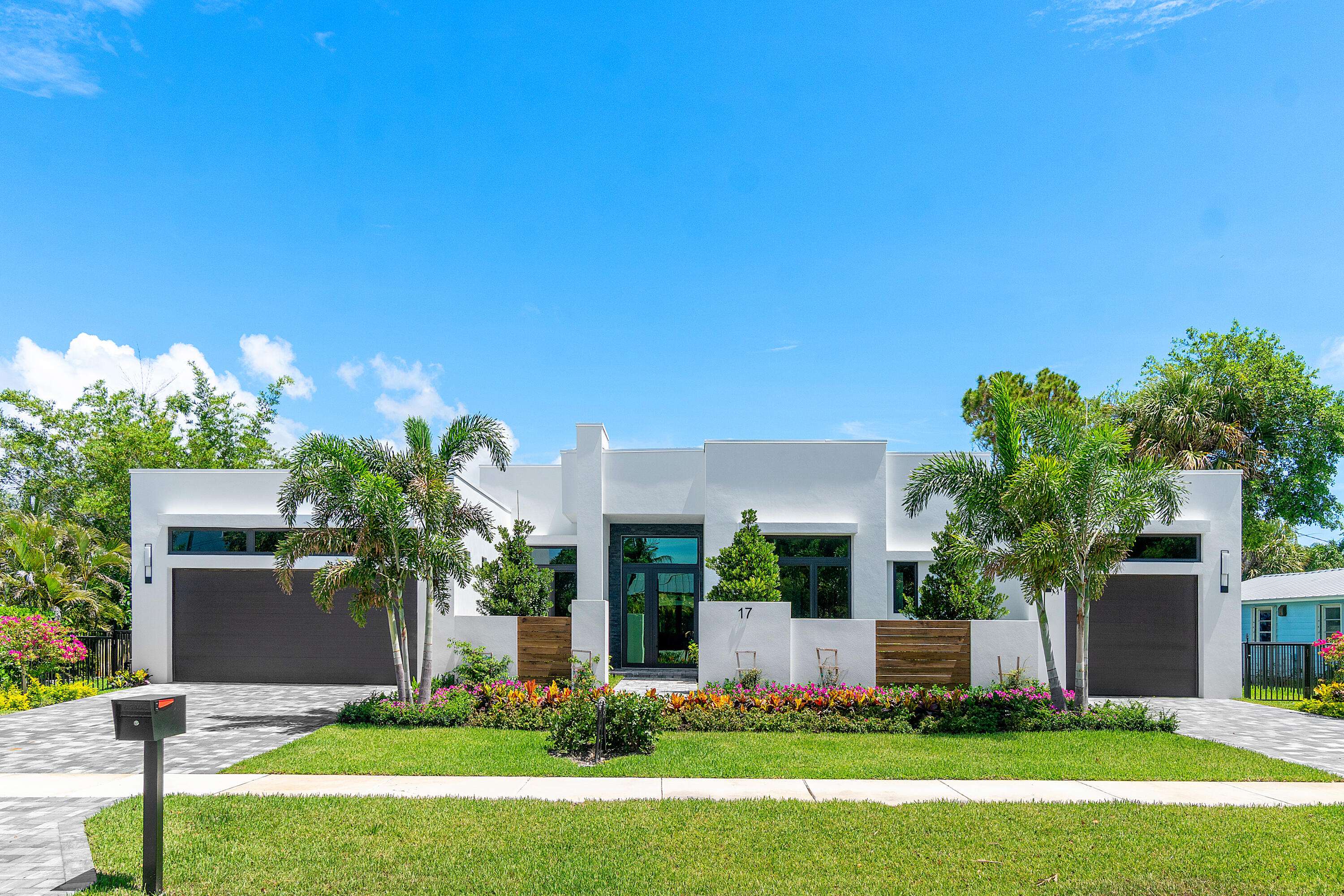 Delray Beach, FL 33444,17 NW 15th ST