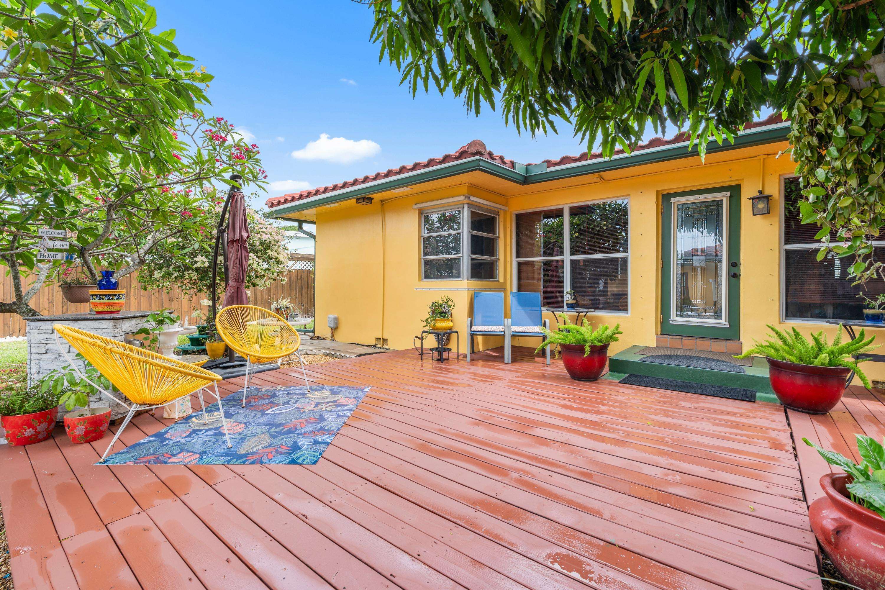 Lake Worth Beach, FL 33461,1802 Lake Osborne DR