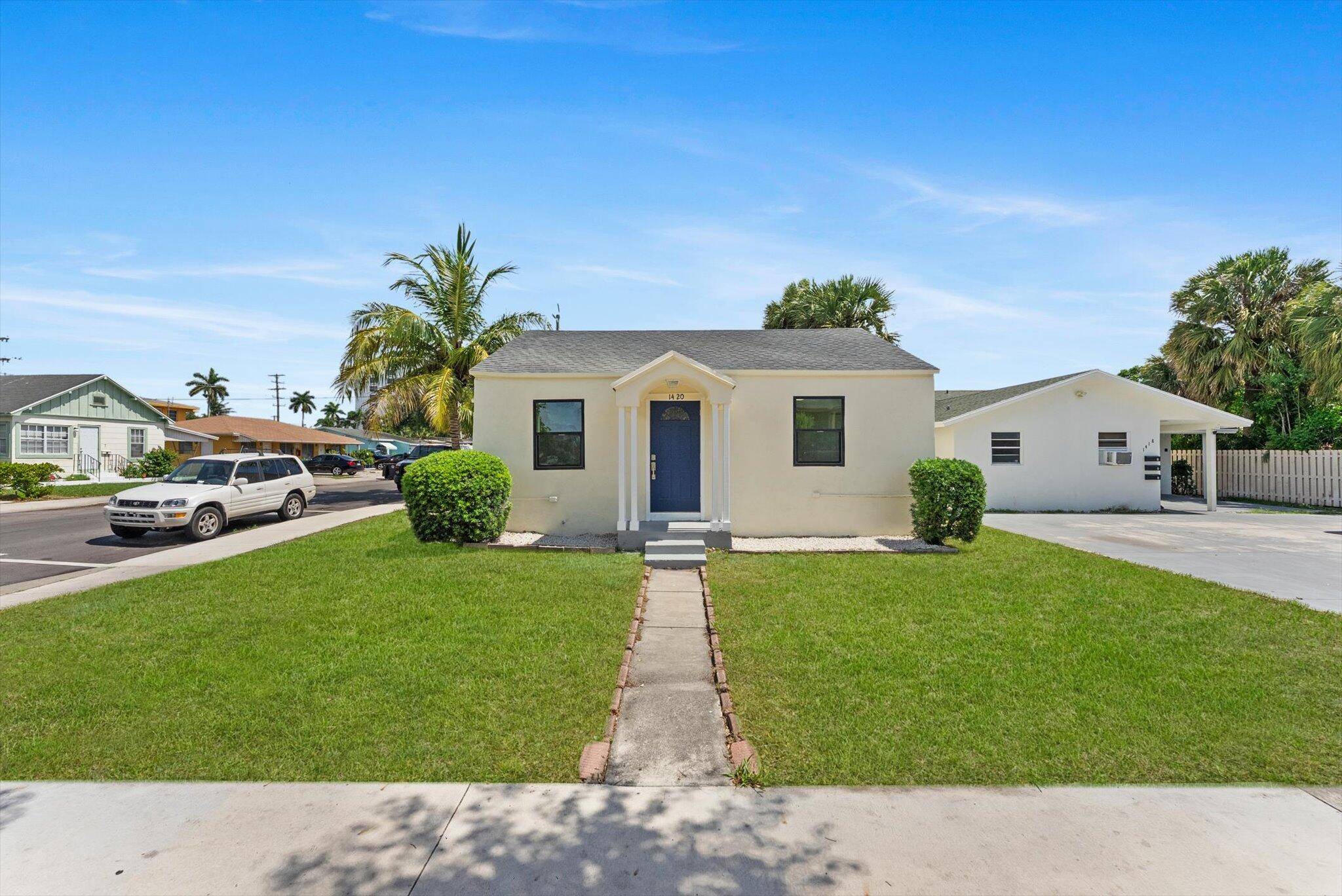 Lake Worth Beach, FL 33460,1420 Lake AVE