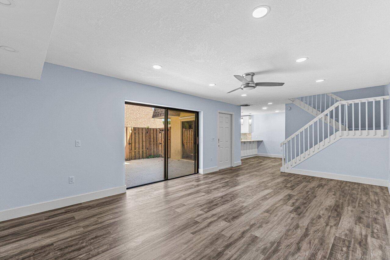 Delray Beach, FL 33445