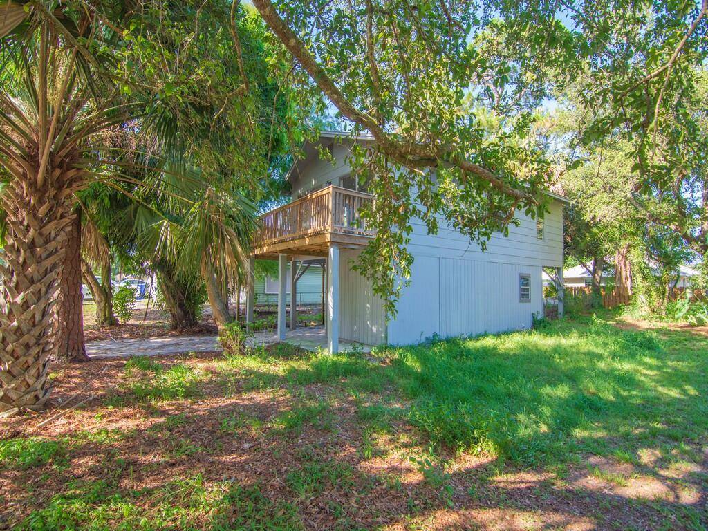 Vero Beach, FL 32966,2220 86th DR