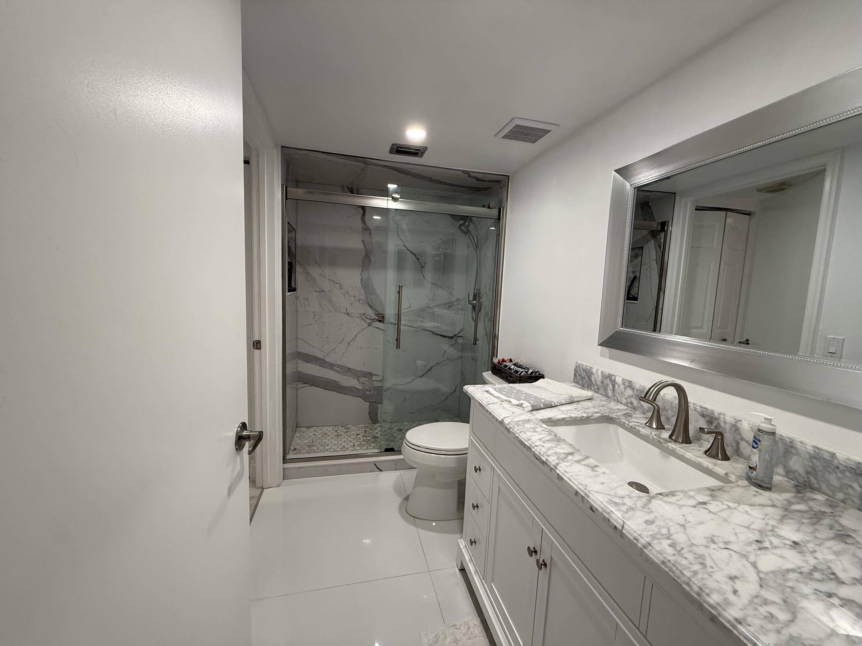 Delray Beach, FL 33446,14476 Amberly LN 408