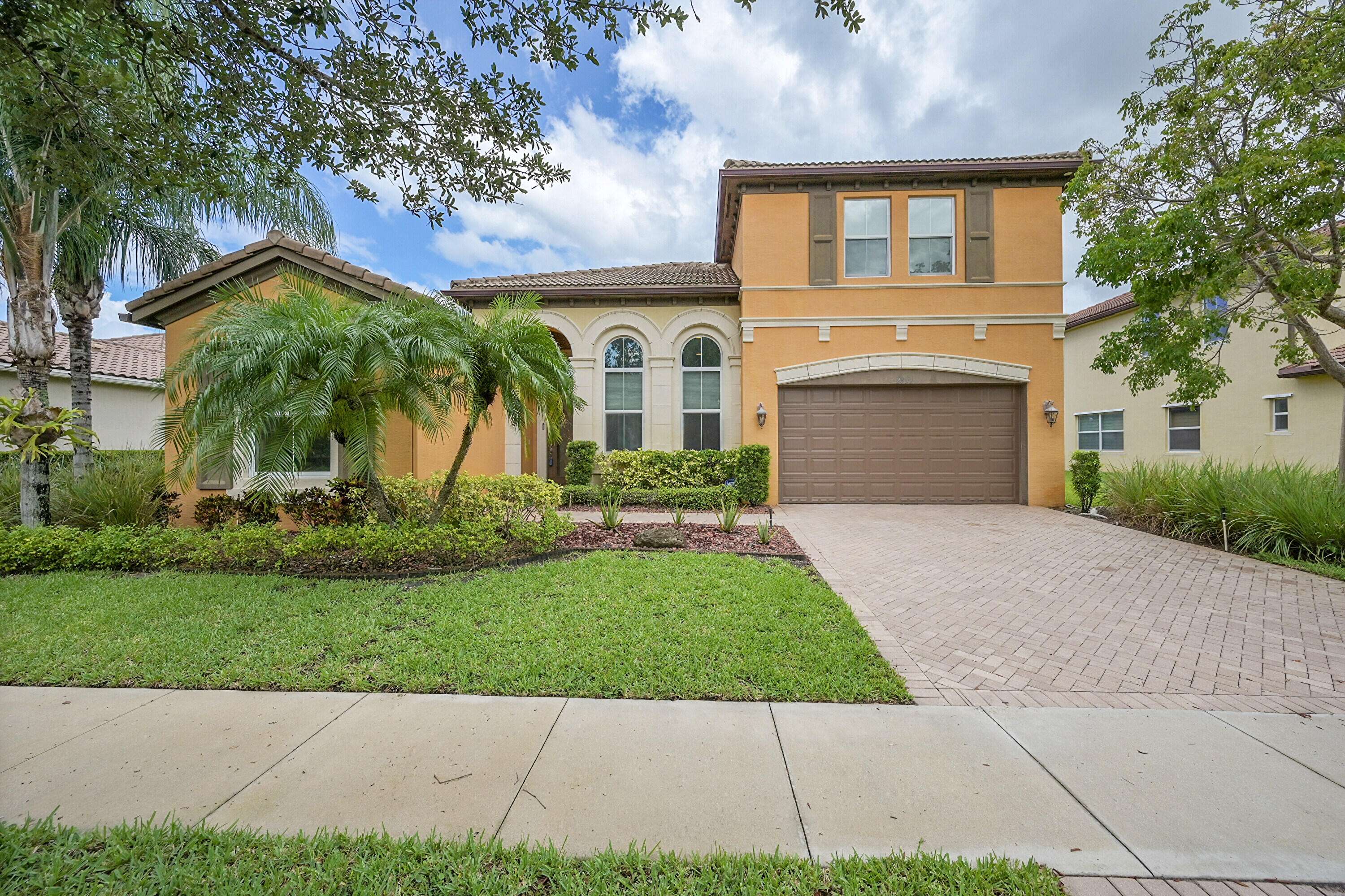 Royal Palm Beach, FL 33411,2539 Vicara CT
