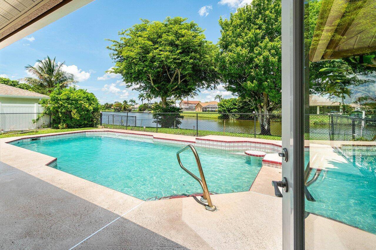 Royal Palm Beach, FL 33411,145 Waterway RD