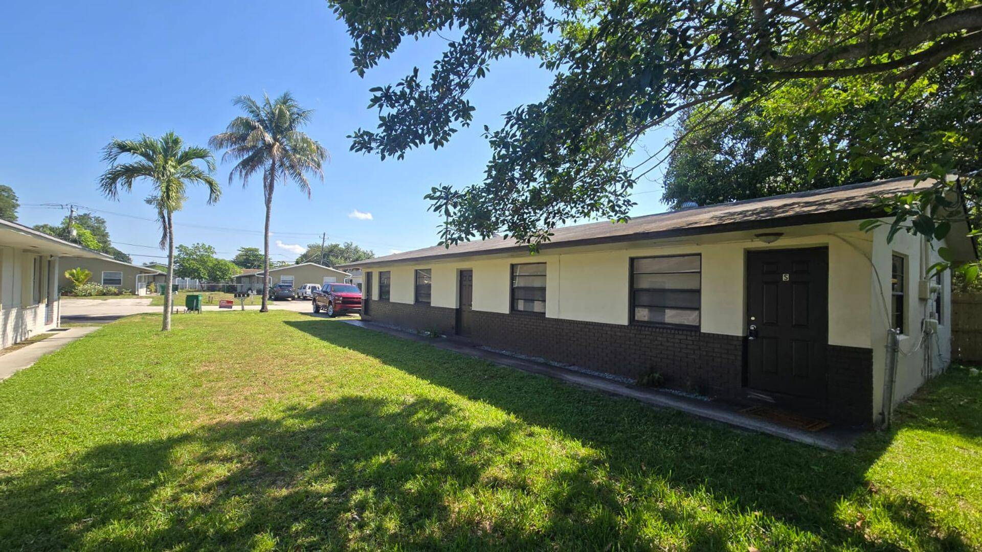 Miramar, FL 33023,6134 SW S 40th CT N