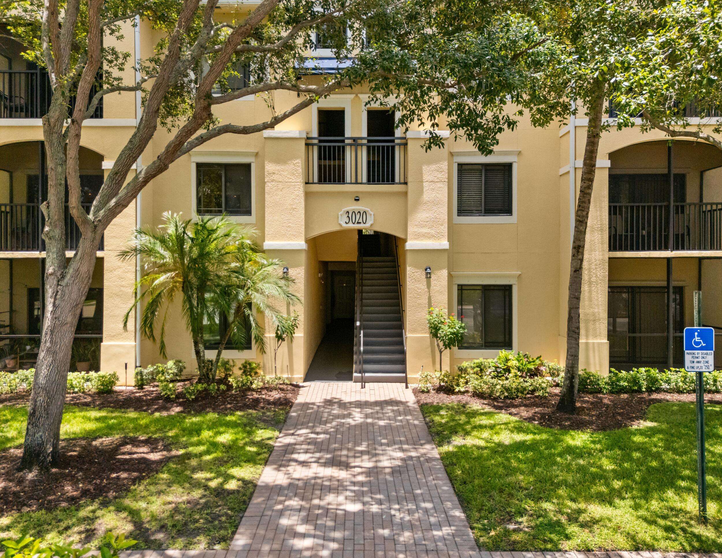 Palm Beach Gardens, FL 33410,3020 Alcazar PL 108