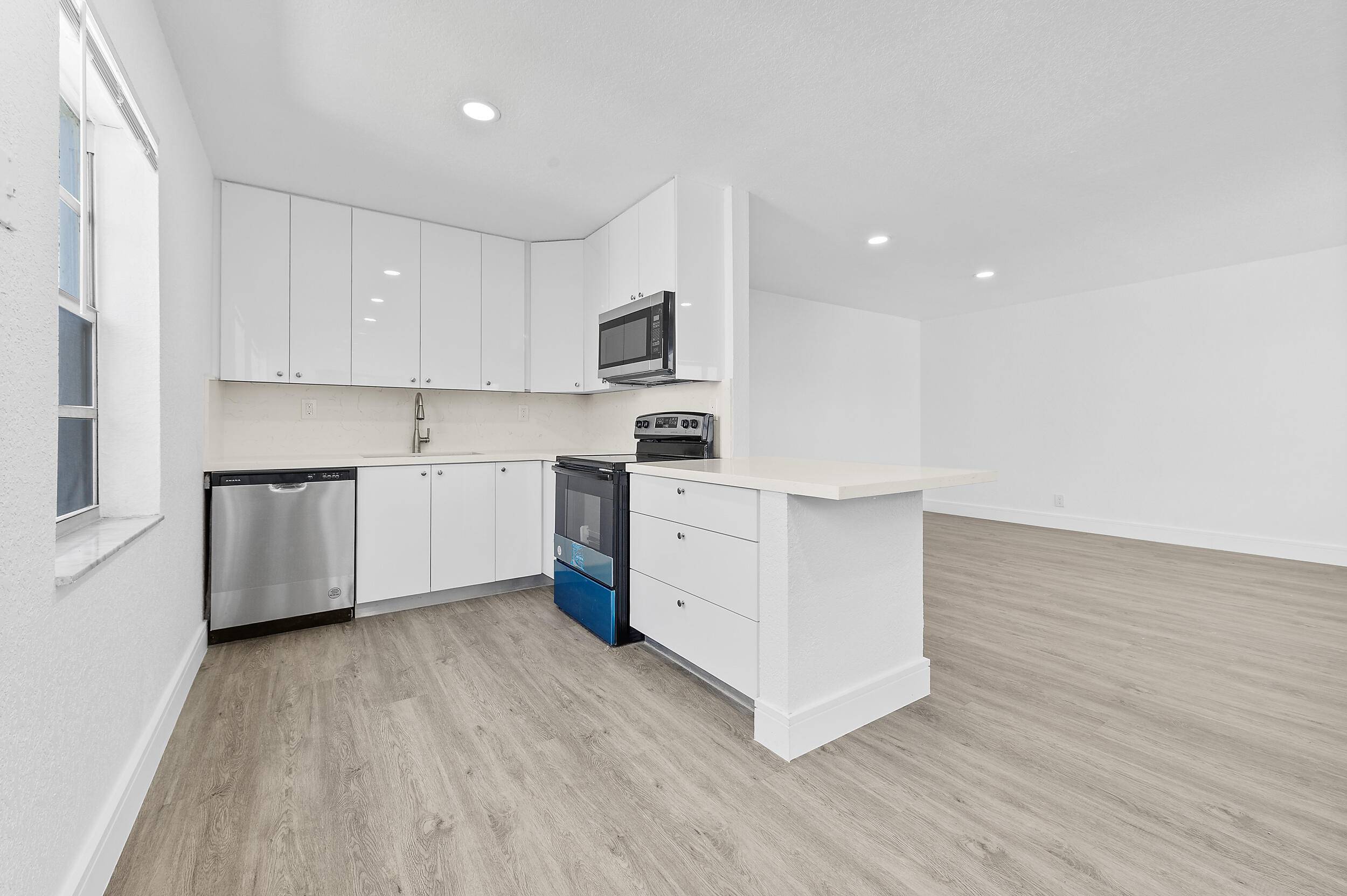 Delray Beach, FL 33484,124 Normandy C