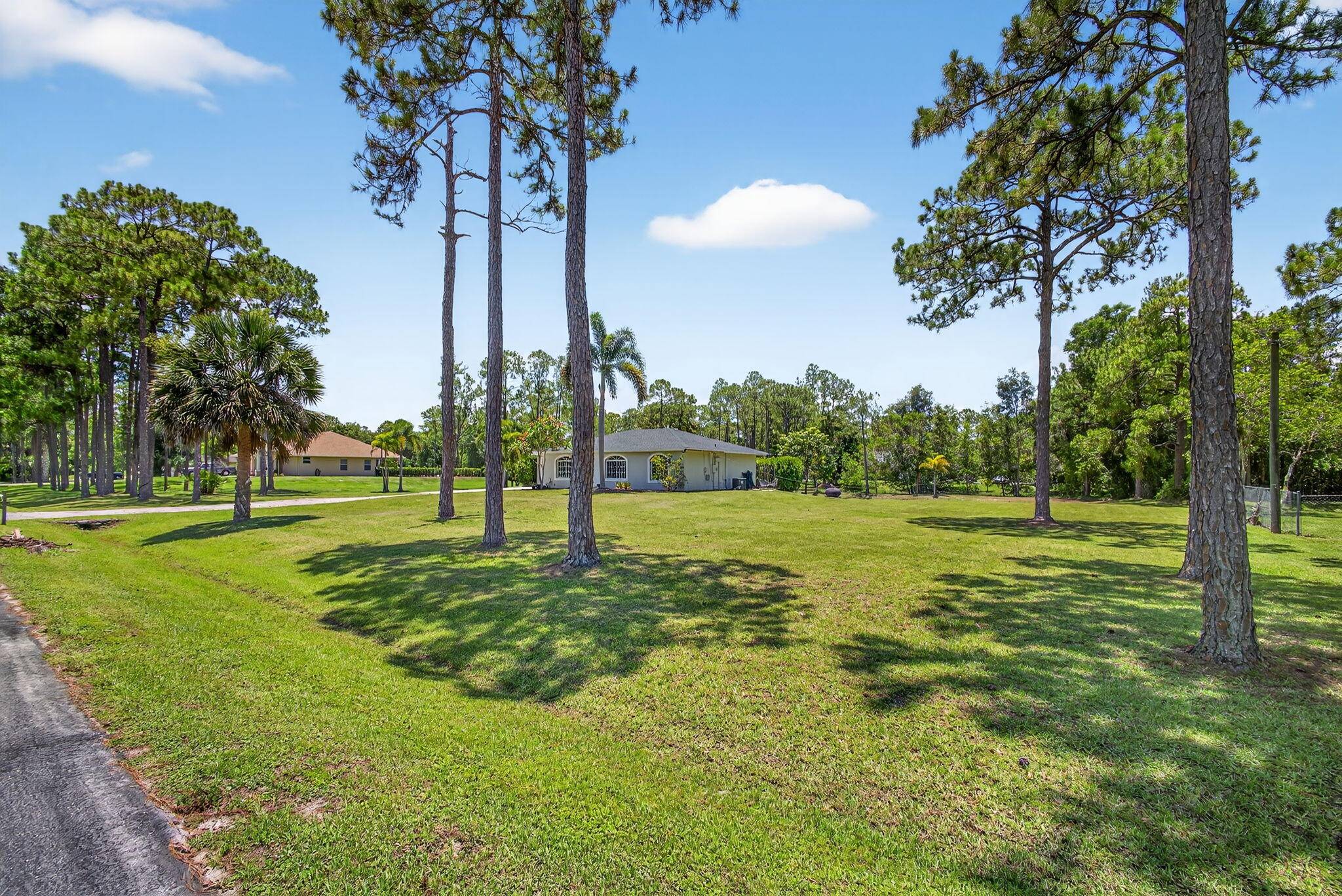 Loxahatchee, FL 33470,17354 N 64th PL
