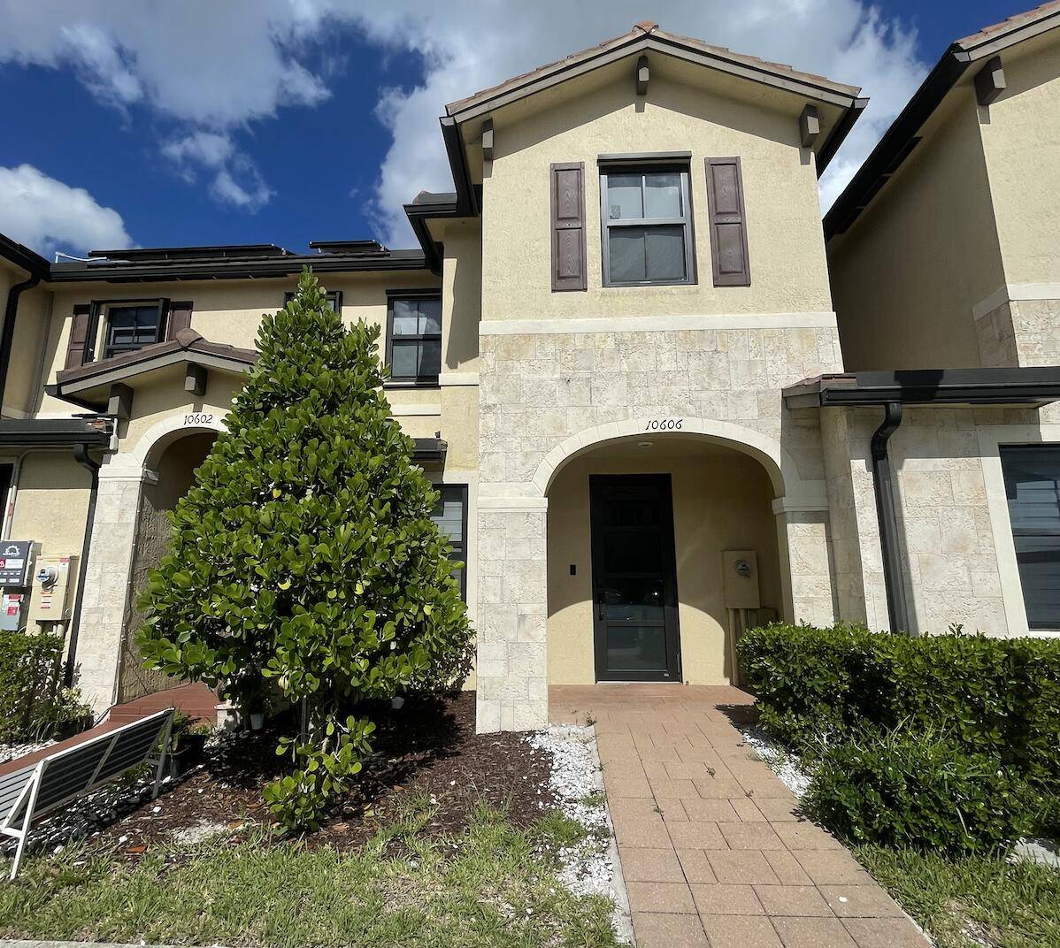 Hialeah, FL 33018,10606 W 33rd CT
